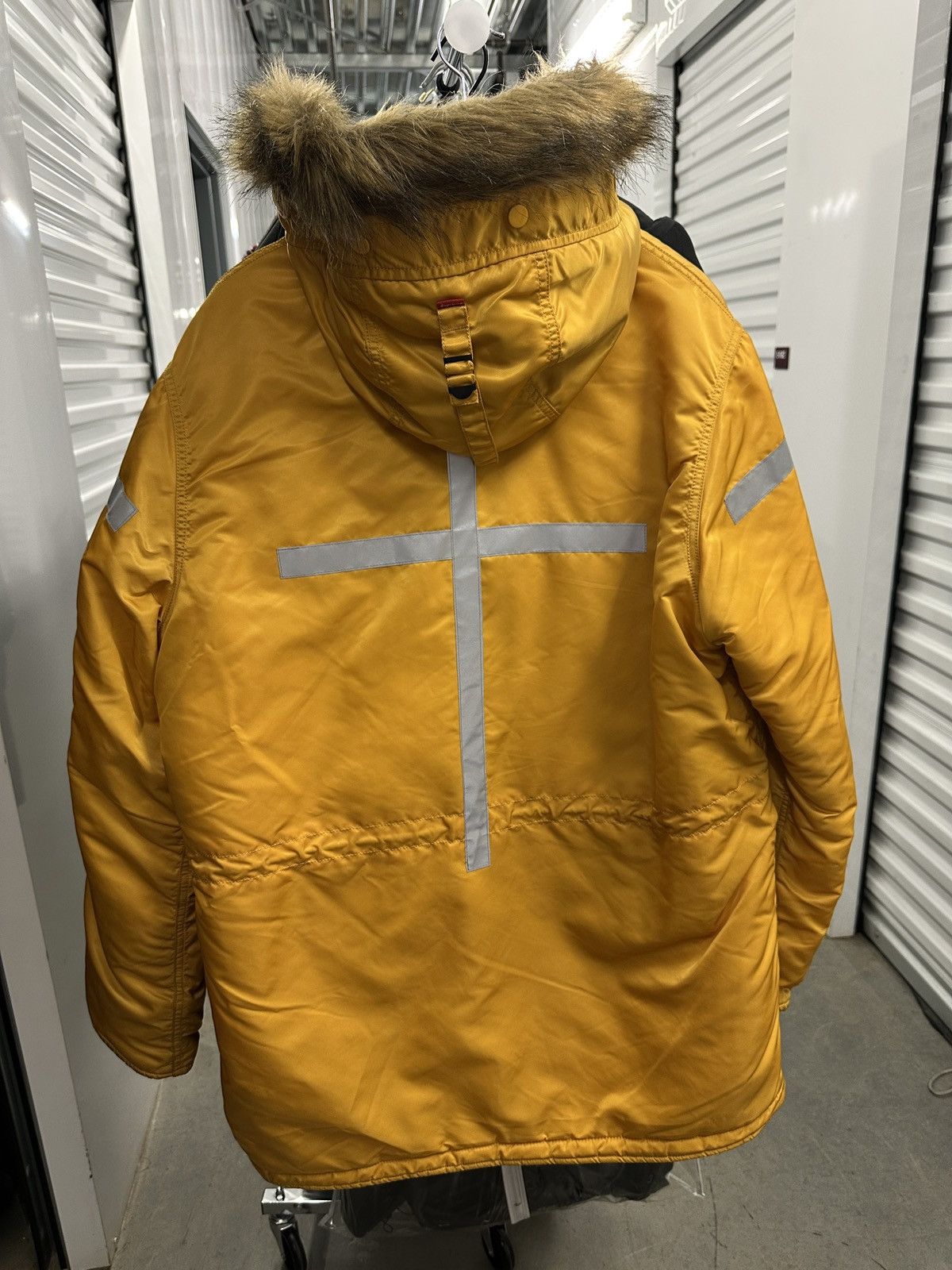 Supreme Supreme Cross N-3B Parka Yellow (FW17)