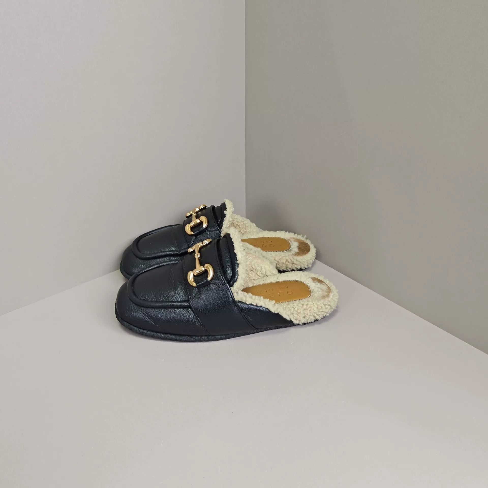 Gucci Gucci Sandals us_5 Women Size US 5 / IT 35 - 1 Thumbnail