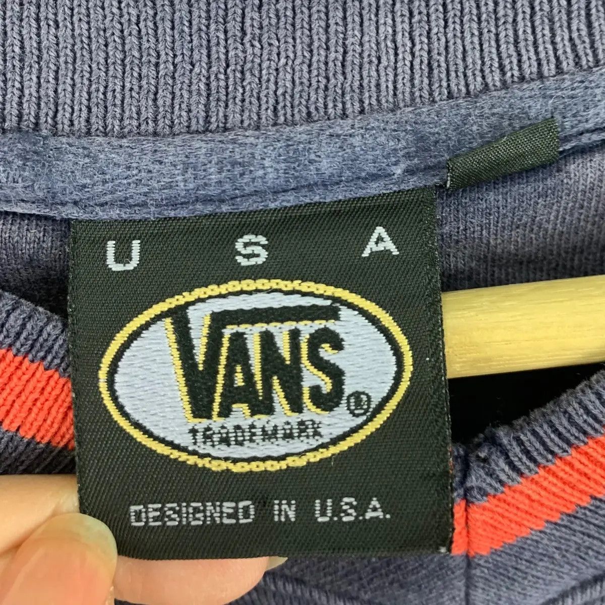 Vans Vintage VANS OF THE WALL Skateboard V Neck Sweatshirt Size US M / EU 48-50 / 2 - 2 Thumbnail