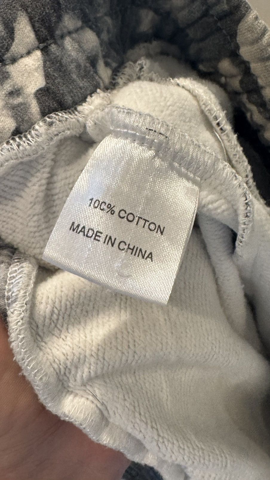 ineverheardofyou Celebrity sweatpants ineverheardofyou middle finger f you Size US 32 / EU 48 - 21 Thumbnail