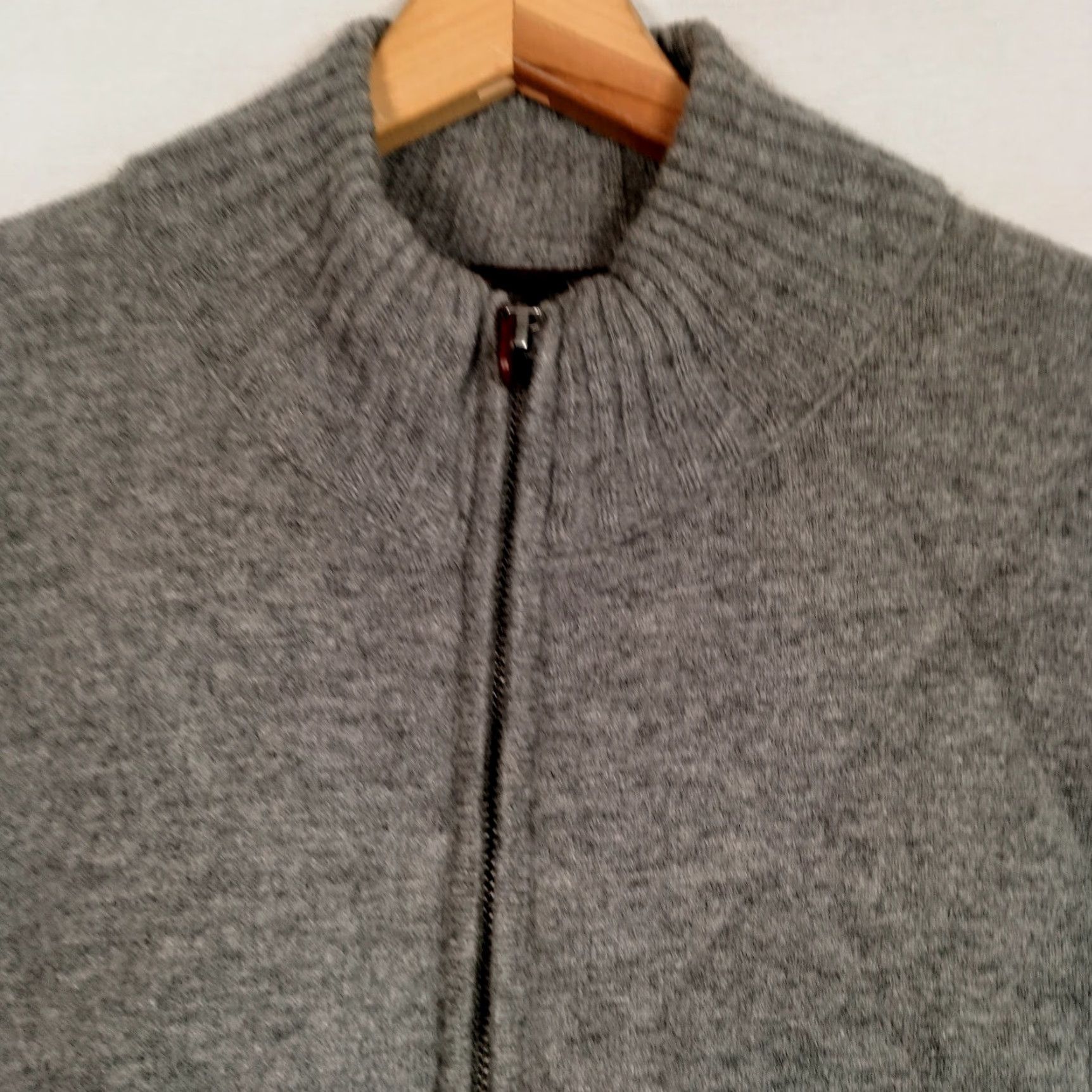 Vintage Maker & Co. Cardigan Sweater M Gray Merino Wool Quilted Ribbed Full Zip Mens Slim Adult Medium Dining? Size US M / EU 48-50 / 2 - 7 Thumbnail
