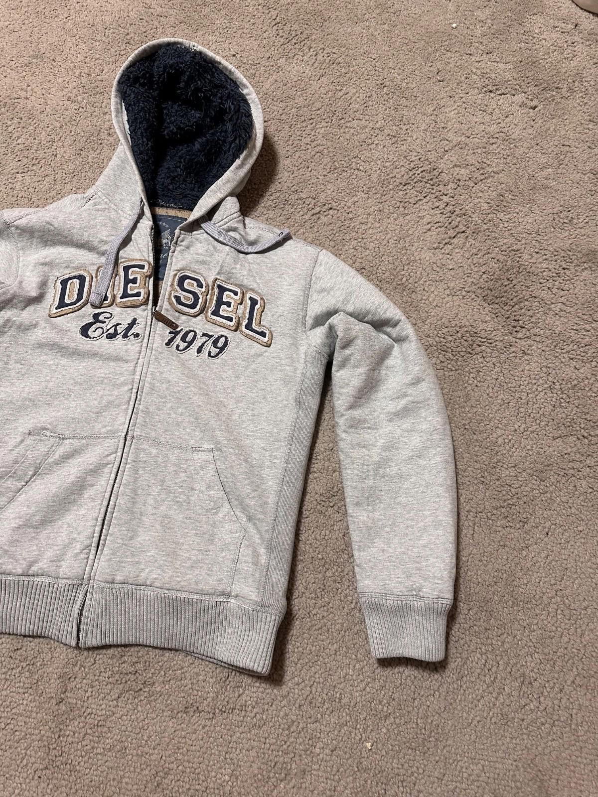 Diesel Diesel vintage zip hoodie teddy fur Y2K navy Sz 3 Size US M / EU 48-50 / 2 - 4 Thumbnail