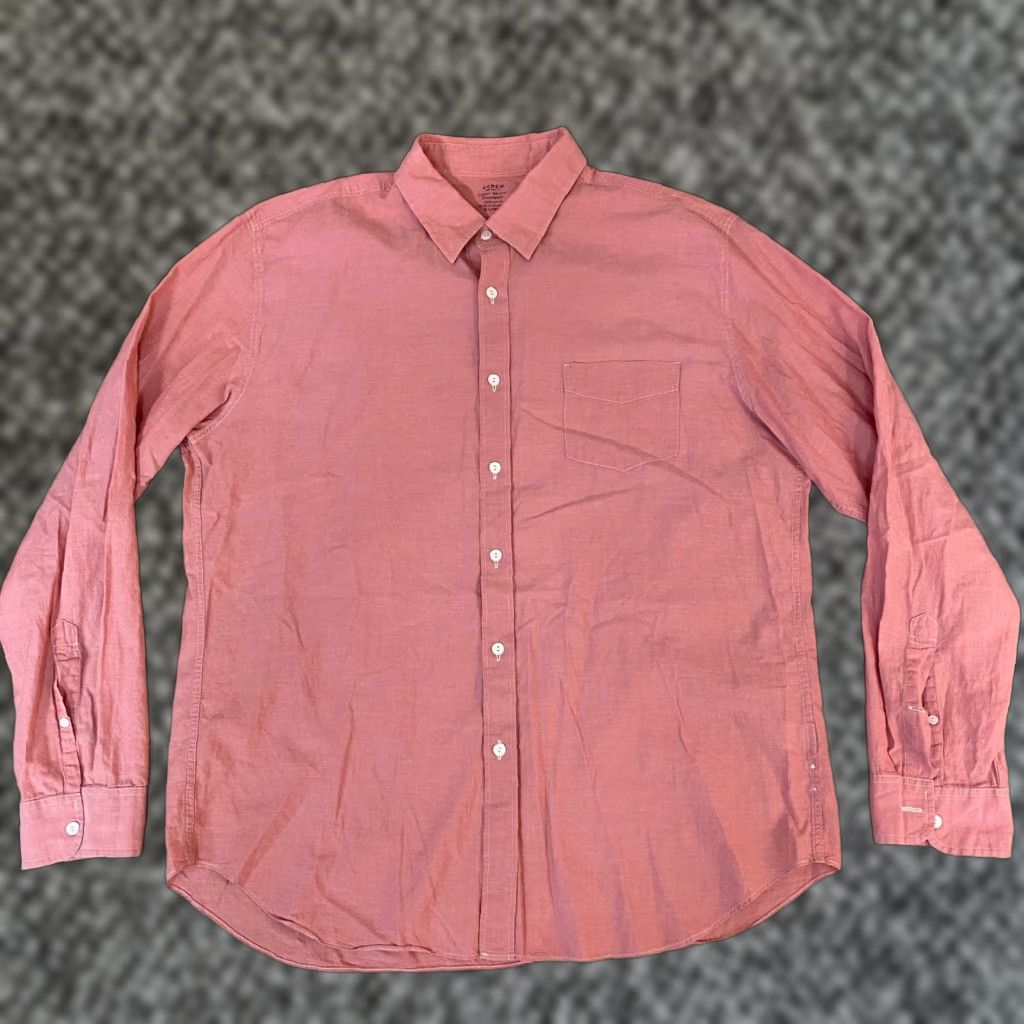 J.Crew J.Crew Chambray Shirt Mens XL Button-Up Long Sleeve Pink, Lightweight, Classic Fit, Button-Down, Cotton, Casual, Preppy Shirt Size US XL / EU 56 / 4 - 1 Thumbnail