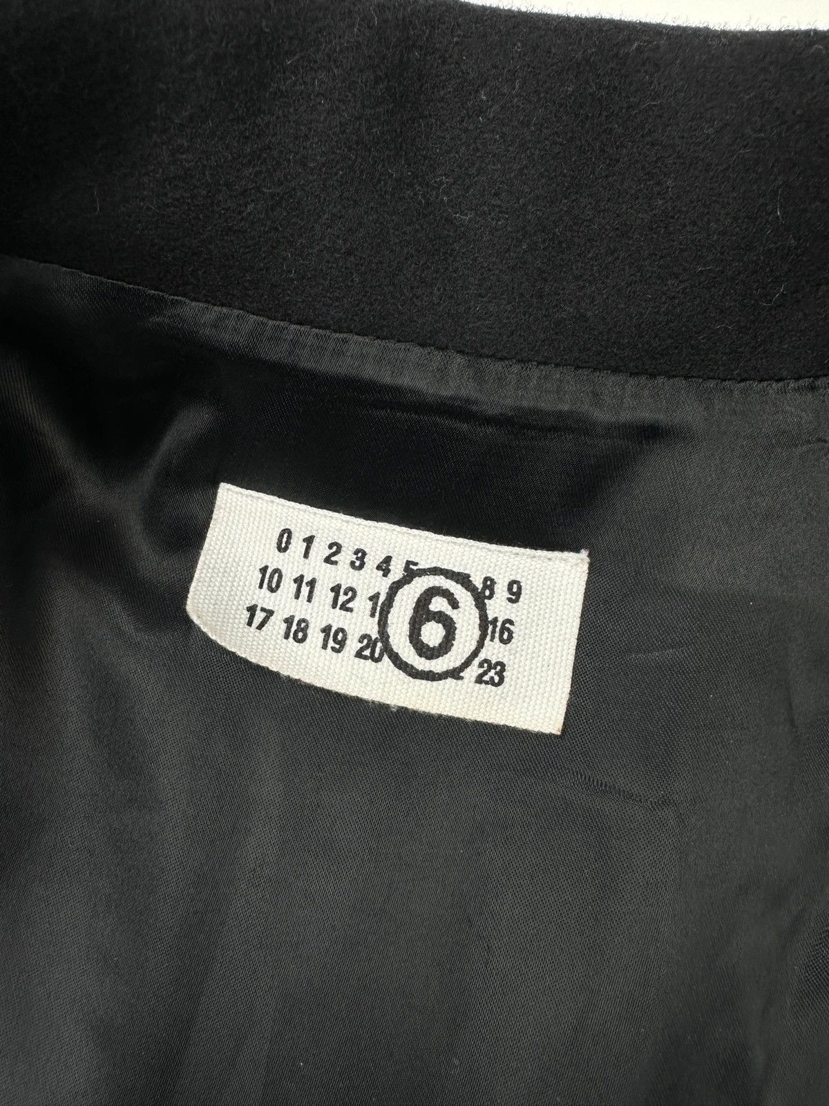 Maison Margiela Margiela Line6 FW06 Black Wool Short Double-Breasted Jacket Size M / US 6-8 / IT 42-44 - 14 Thumbnail