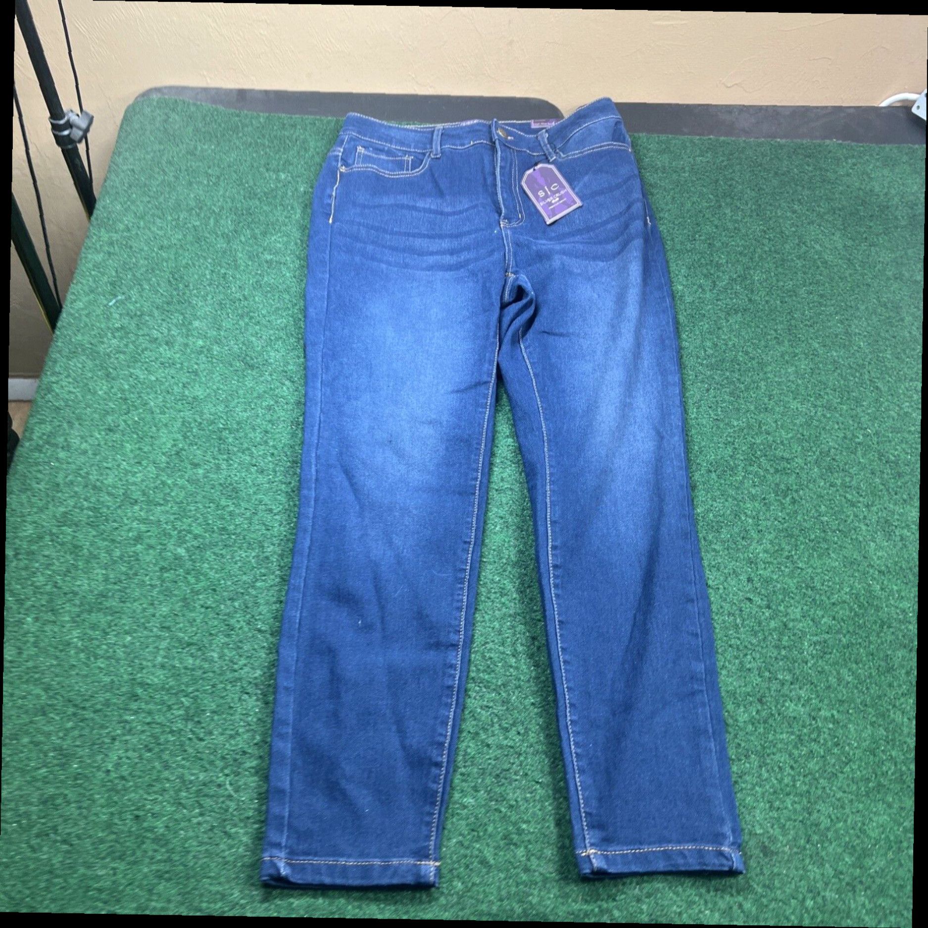 Other Woman’s Silver Crush Skinny Ankle High Rise Triple Button Blue Jeans Size 14w Size 36" / US 14 / IT 50 - 1 Thumbnail