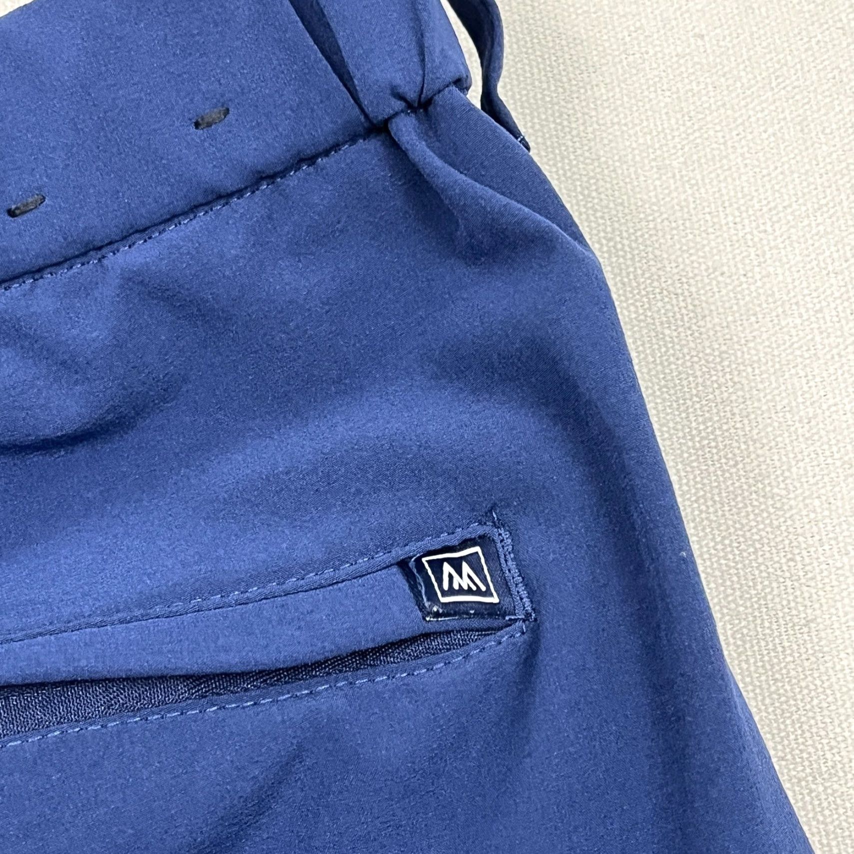 Mizzen+Main Mizzen + Main Helmsman Pants Mens 32 x 29 Slim Tapered Jogger Stretch Casual Blue polyester blend Denim? No. Size US 32 / EU 48 - 4 Thumbnail