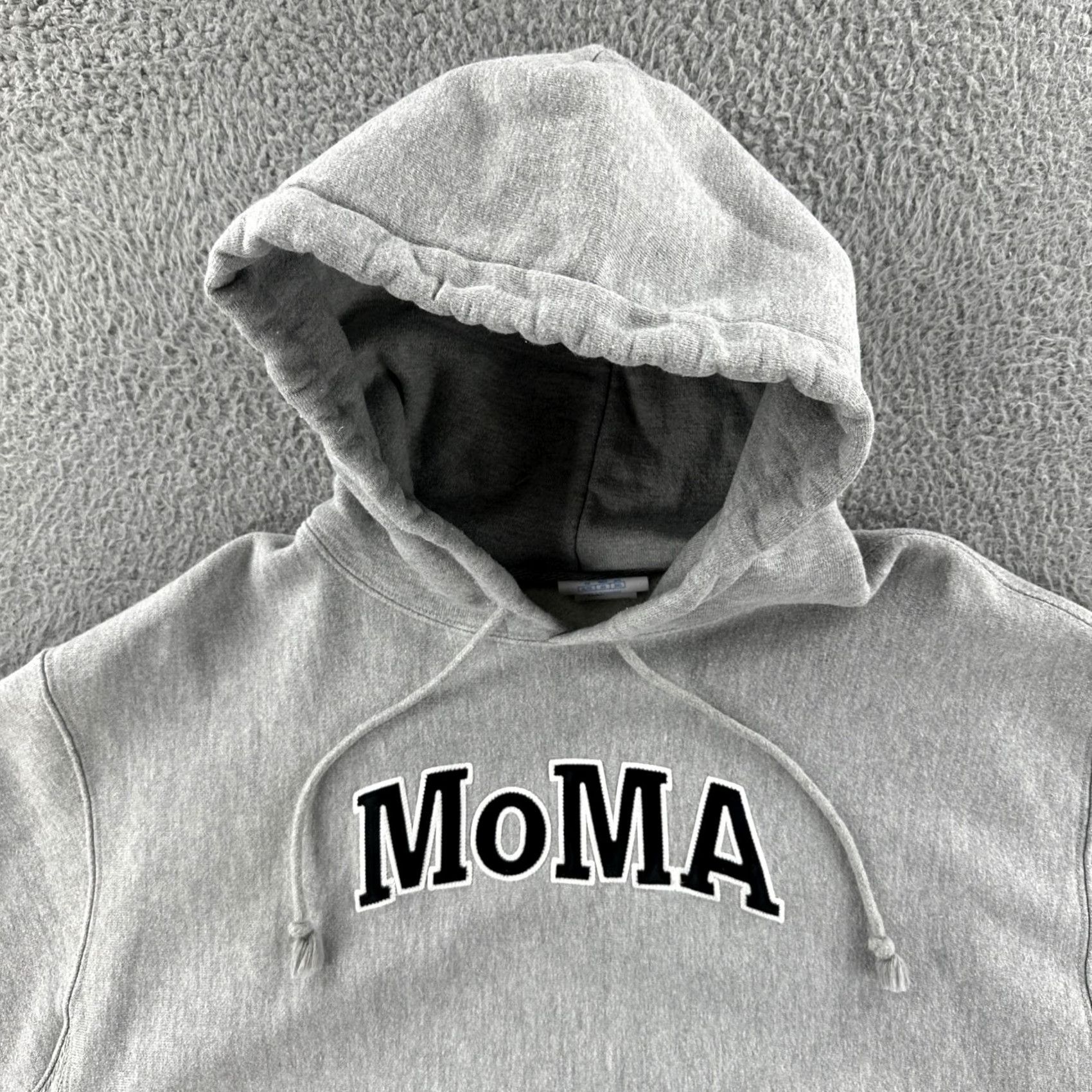 Champion VINTAGE Champion Reverse Weave Hood Mens XL Gray Hoodie Embroidered MOMA 90s Y2K Size US XL / EU 56 / 4 - 5 Thumbnail
