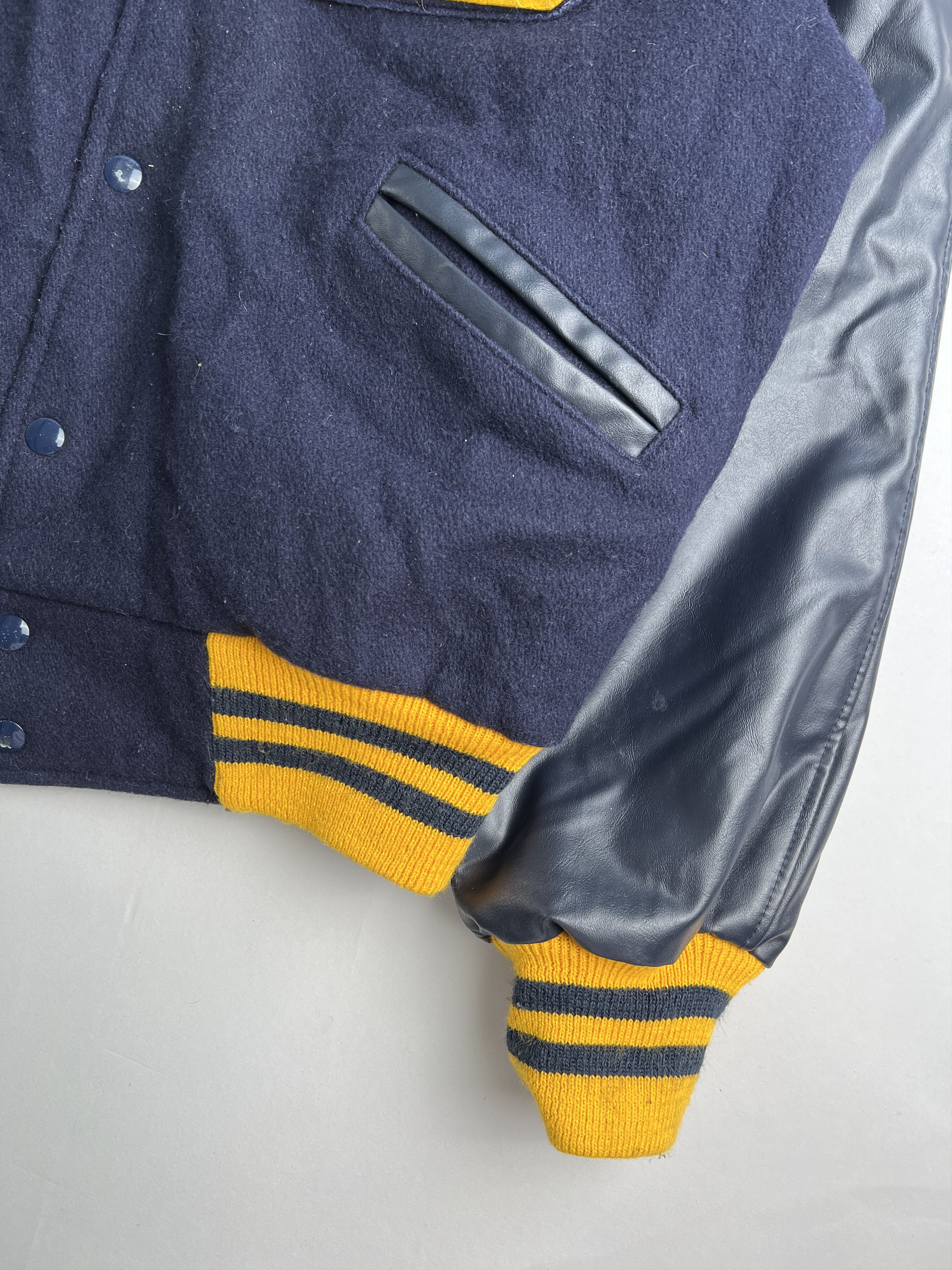 Other VINTAGE VARSITY JACKET MECA MADE IN USA 1990S Size US XL / EU 56 / 4 - 6 Thumbnail
