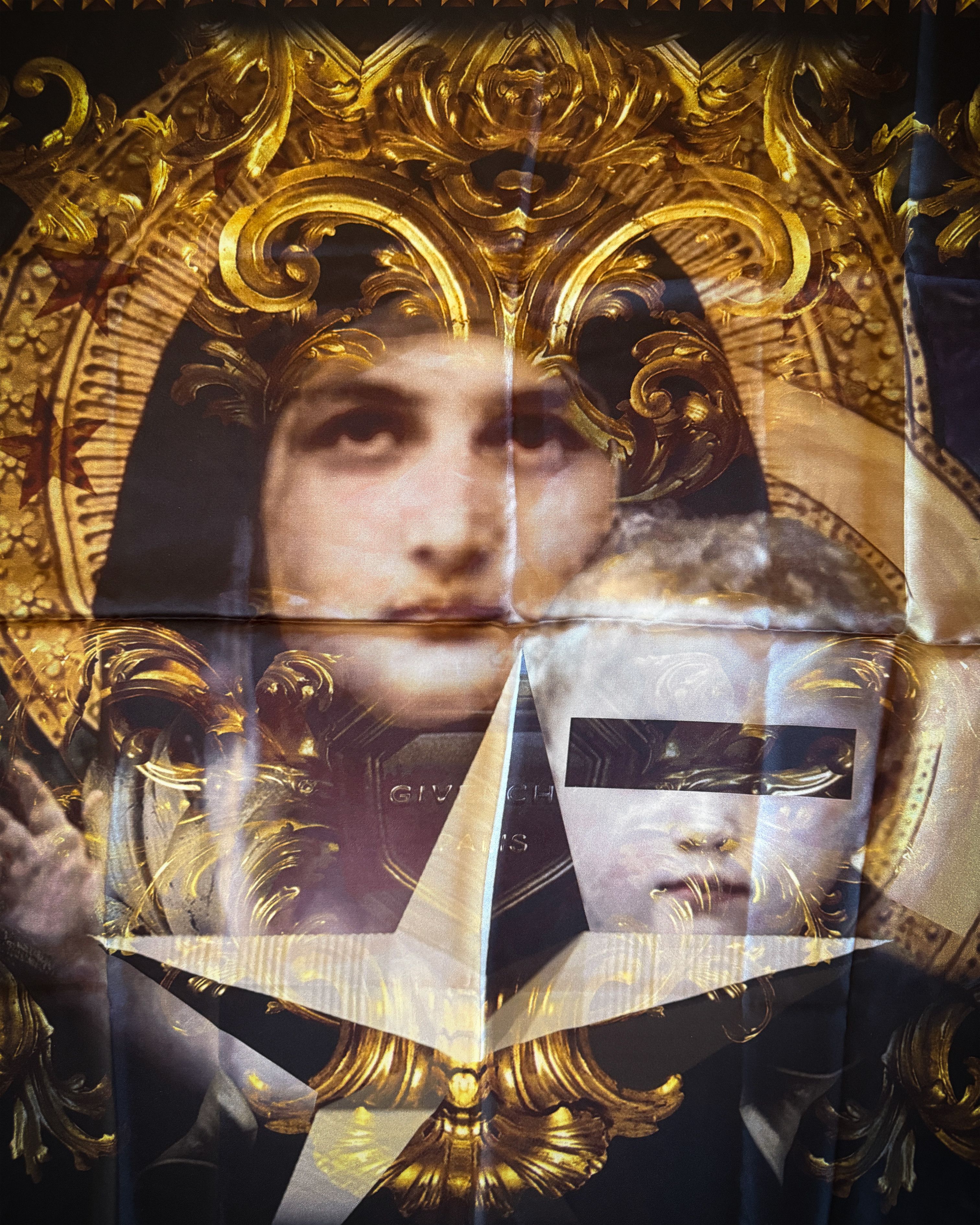 Givenchy GIVENCHY MADONNA & CHILD SCARF Size ONE SIZE - 3 Thumbnail