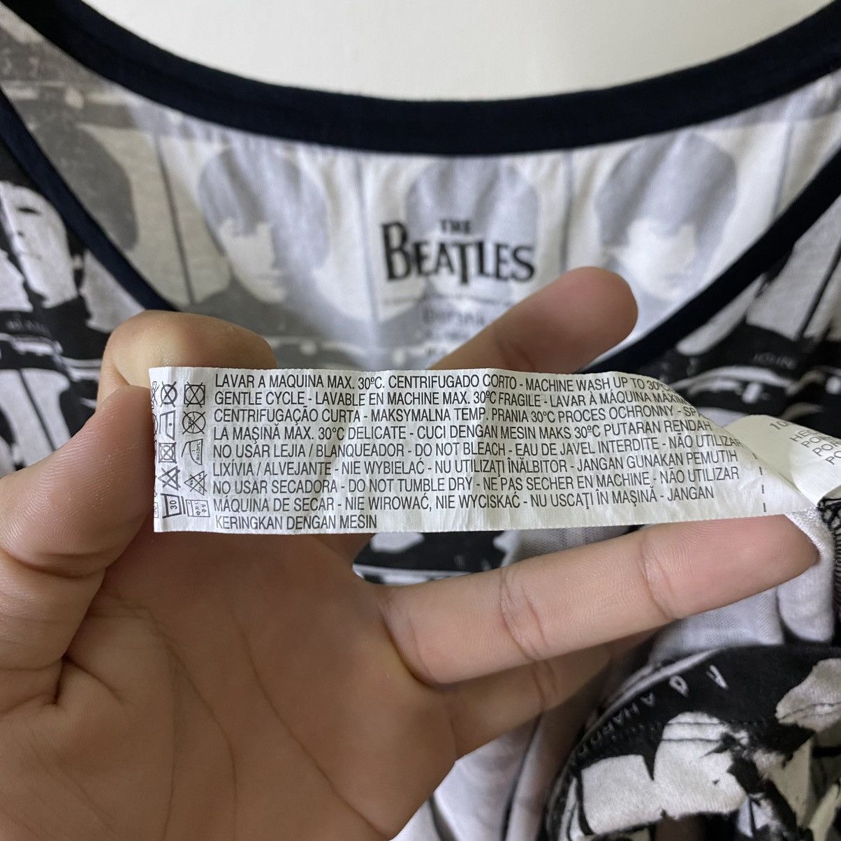 Band Tees Bershka x The Beatles AllOverPrint Tank Top Size US L / EU 52-54 / 3 - 6 Thumbnail