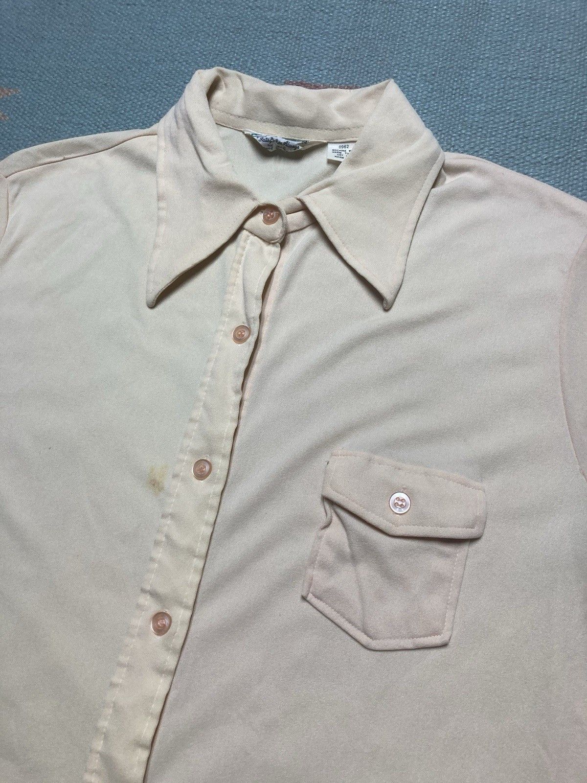 Vintage Vtg 70s polo shirt Kmart soft nylon dagger collar women 44 Size L / US 10 / IT 46 - 3 Thumbnail