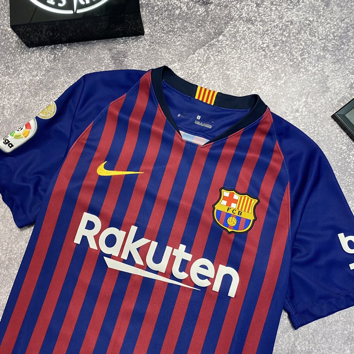 Other Men’s Nike FC Barcelona Origi football player jersey Size US S / EU 44-46 / 1 - 5 Thumbnail