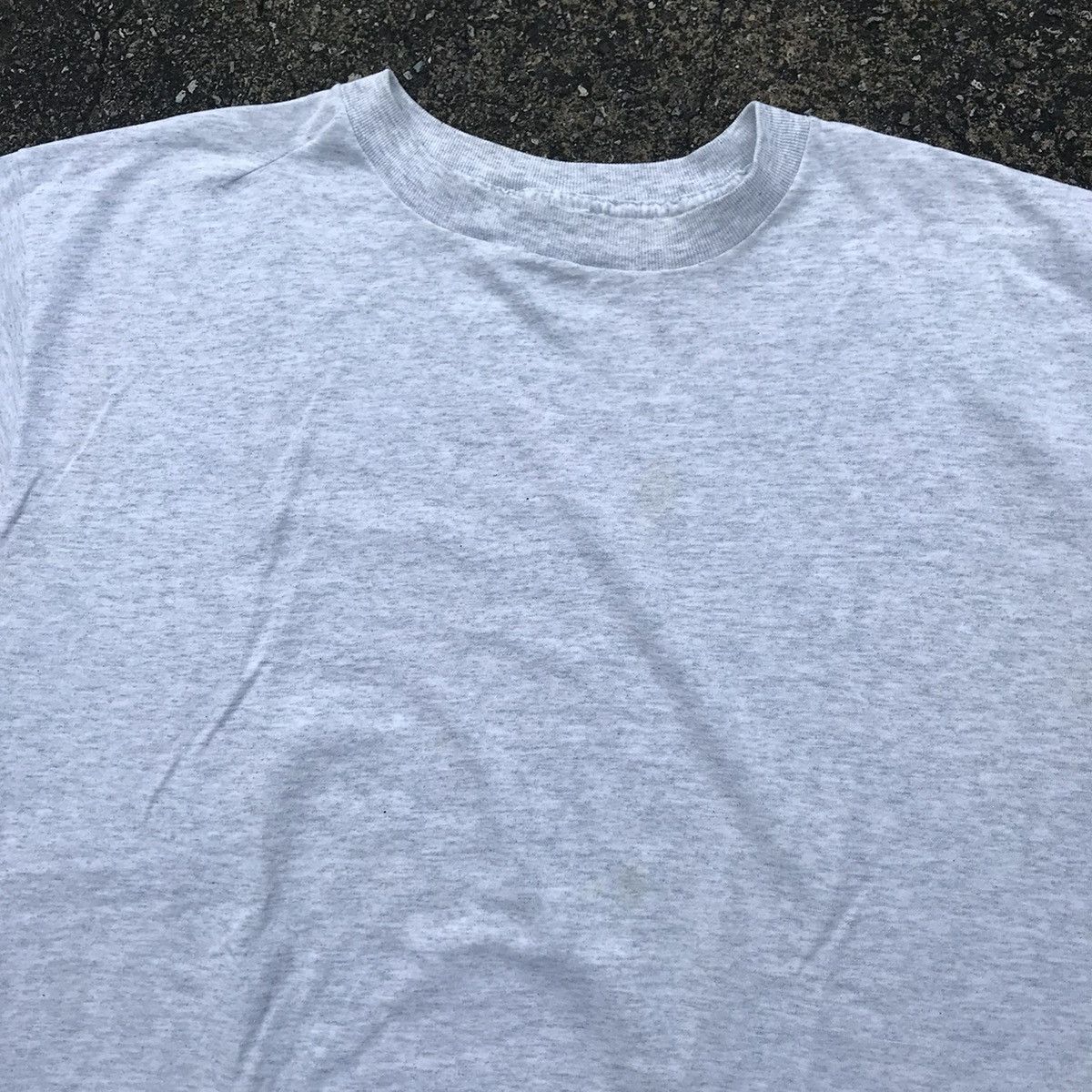 Fruit Of The Loom × Vintage Vintage Thrashed Y2K Heather Fruit of the Loom Blank Shirt Size US XL / EU 56 / 4 - 2 Thumbnail