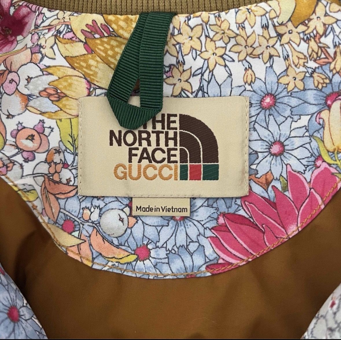 Gucci × The North Face Gucci x The North Face Floral Bomber Jacket Size US XS / EU 42 / 0 - 5 Thumbnail