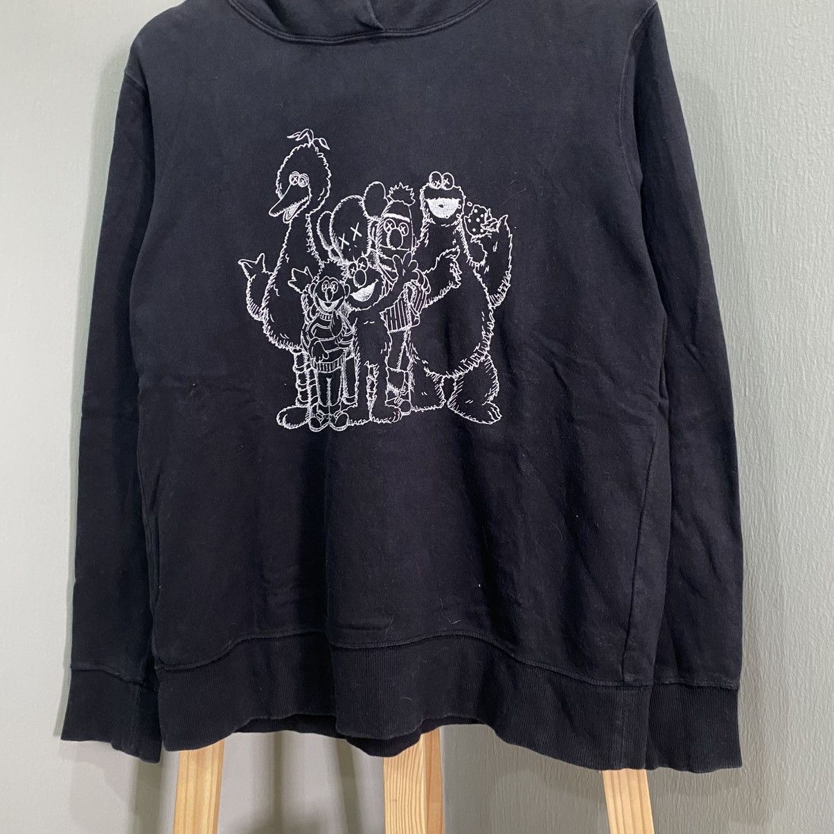 Kaws × Uniqlo Uniqlo Kaws Sesame Street Rare Collab 2000s Pullover Hoodie Size US L / EU 52-54 / 3 - 4 Thumbnail