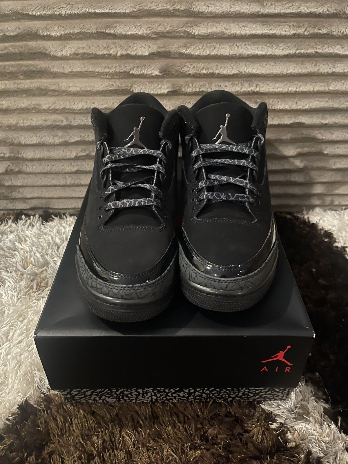 Jordan Brand Black Cat 3s size 9 Size US 9 / EU 42 - 2 Thumbnail