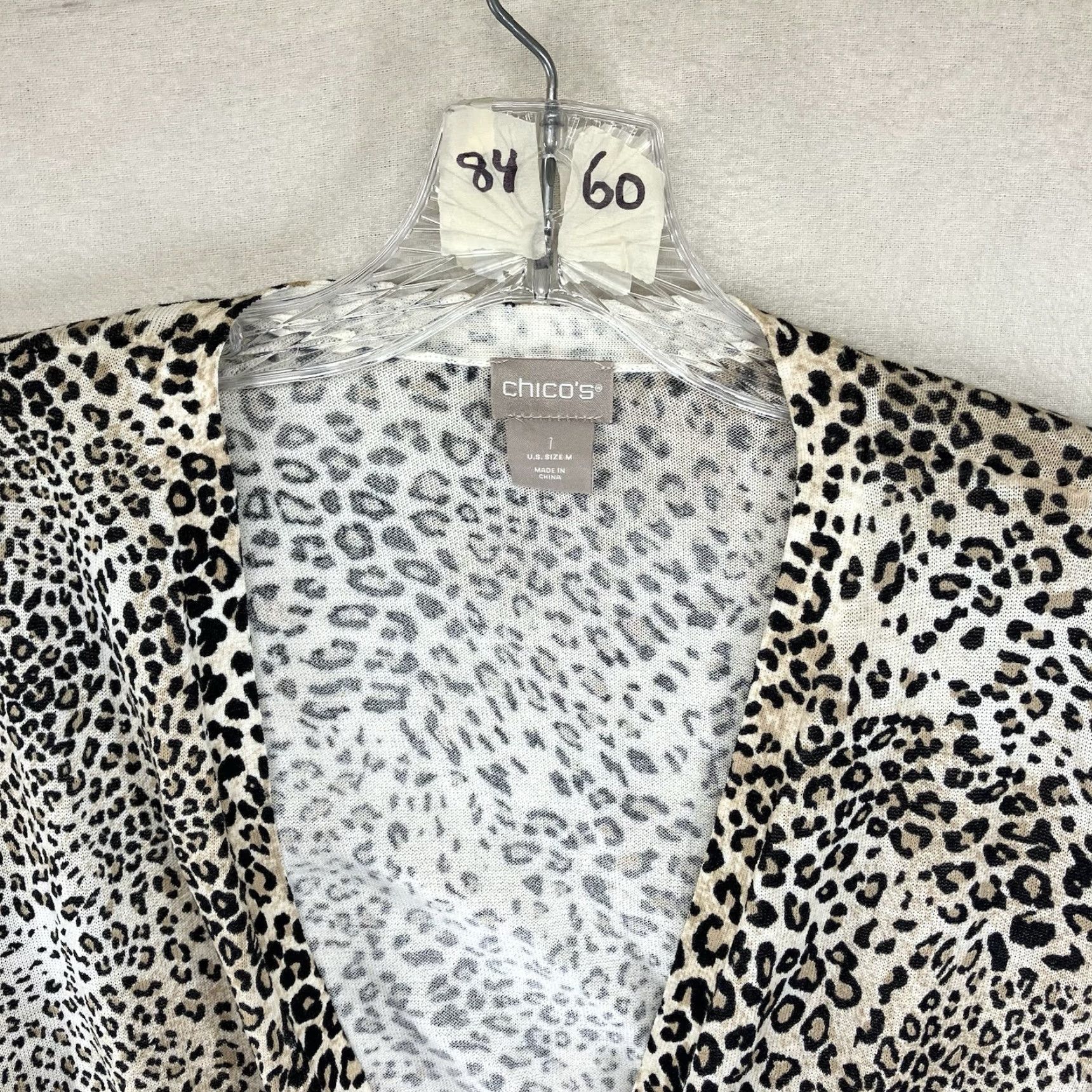 Vintage Chico's Women's Cardigan Open-Front Leopard Animal Print Knit Sweater M Beige Lightweight 3/4 Sleeve Fall Winter Size M / US 6-8 / IT 42-44 - 3 Thumbnail