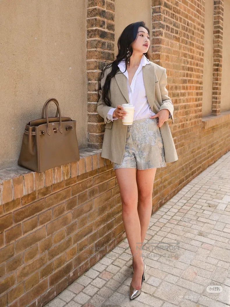 Brunello Cucinelli Brunello Cucinelli Sequin Embroidered Shorts Size 25" / US 0 / IT 36 - 3 Thumbnail