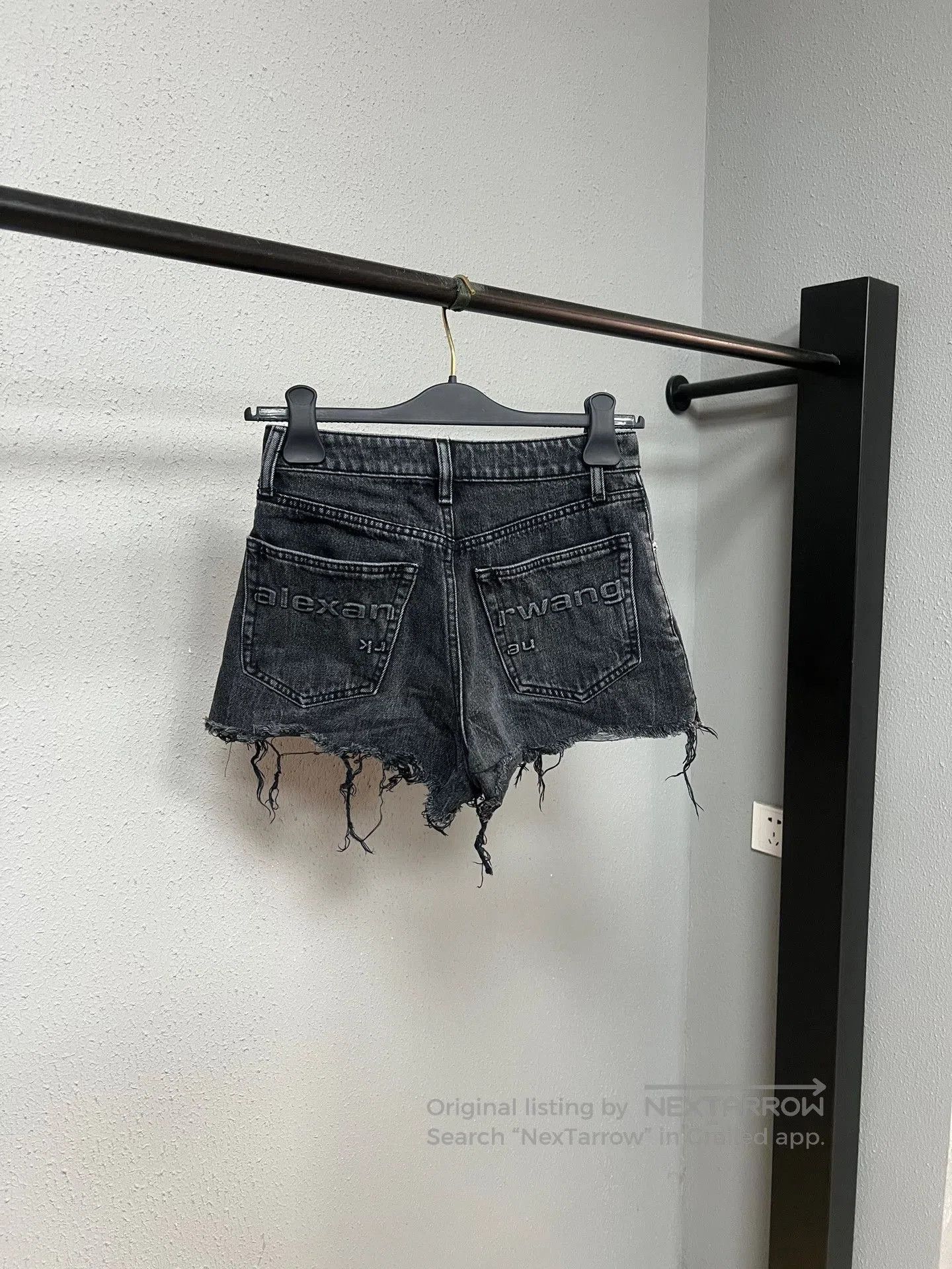 Alexander Wang Alexander Wang Back Embossed Logo Distressed Shorts. Size 25" / US 0 / IT 36 - 1 Thumbnail