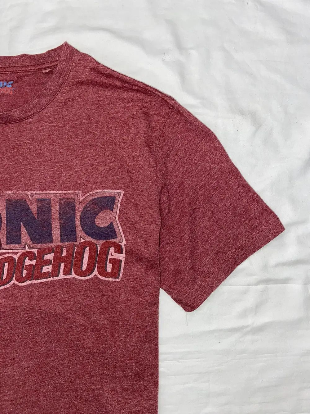 Anime VINTAGE SONIC THE HEDGEHOG Y2K T SHIRT VIDEO GAME TEE SEGA Size US L / EU 52-54 / 3 - 10 Thumbnail