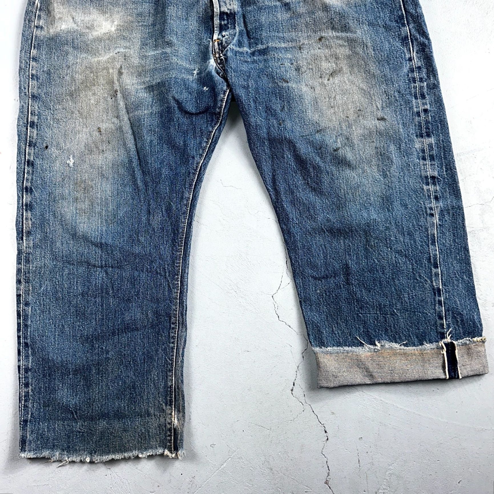 Levi's VINTAGE Levi's 501 Jeans Men 48x30 Straight Fit Ceased 70s USA Denim Distressed Size US 32 / EU 48 - 3 Thumbnail