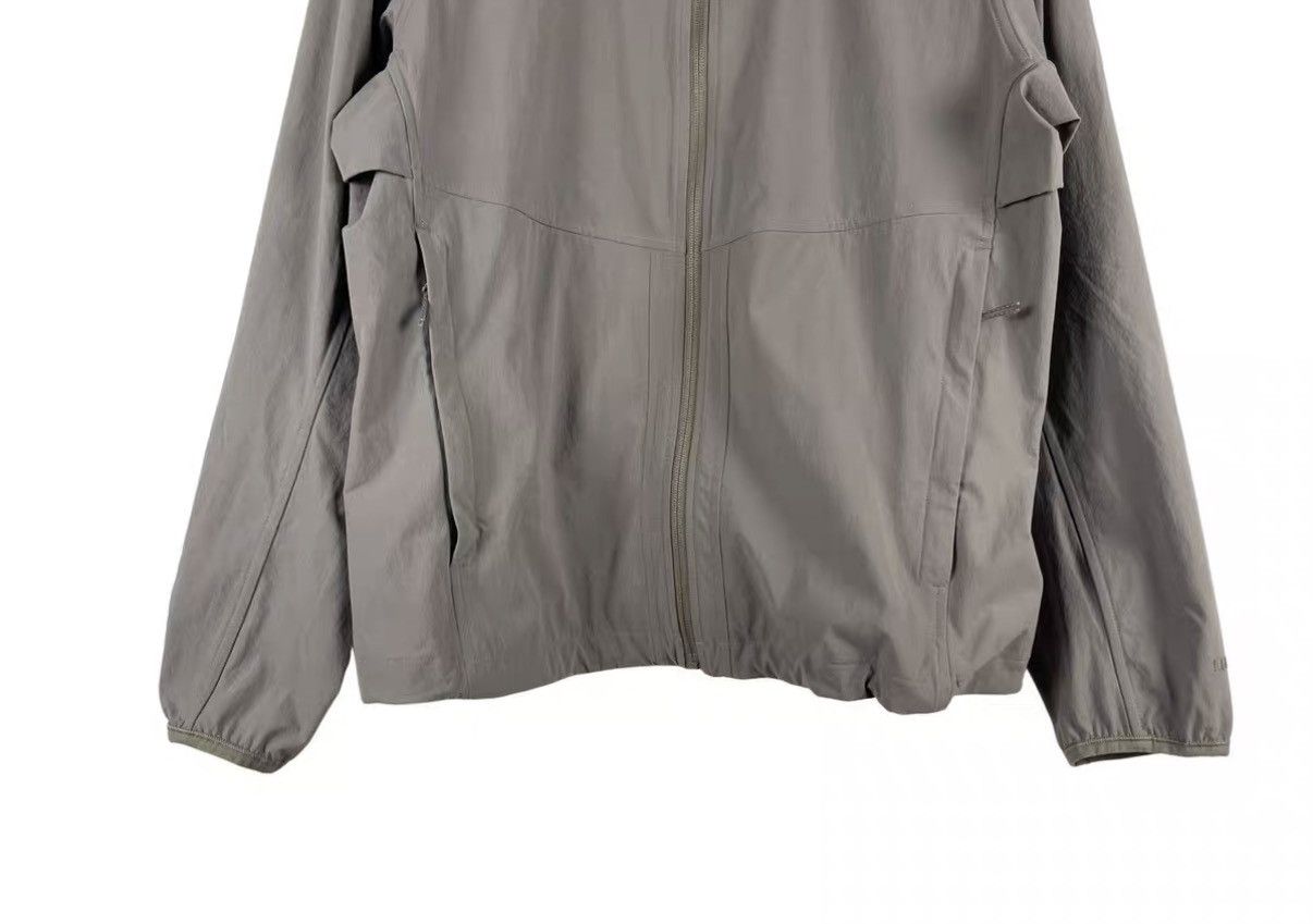 Lululemon Lululemon Lightweight Stretch Grey Zip-Up Jacket J31 Size US M / EU 48-50 / 2 - 4 Thumbnail