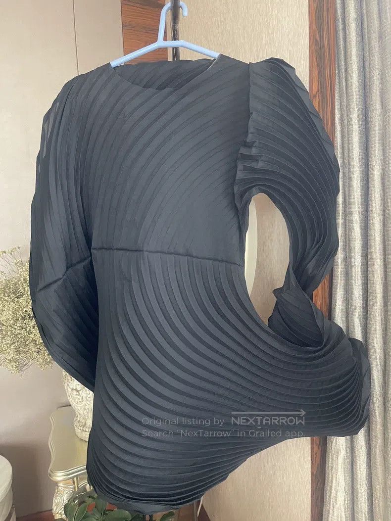 Issey Miyake Issey Miyake Black Long-sleeve Top Size M / US 6-8 / IT 42-44 - 4 Thumbnail