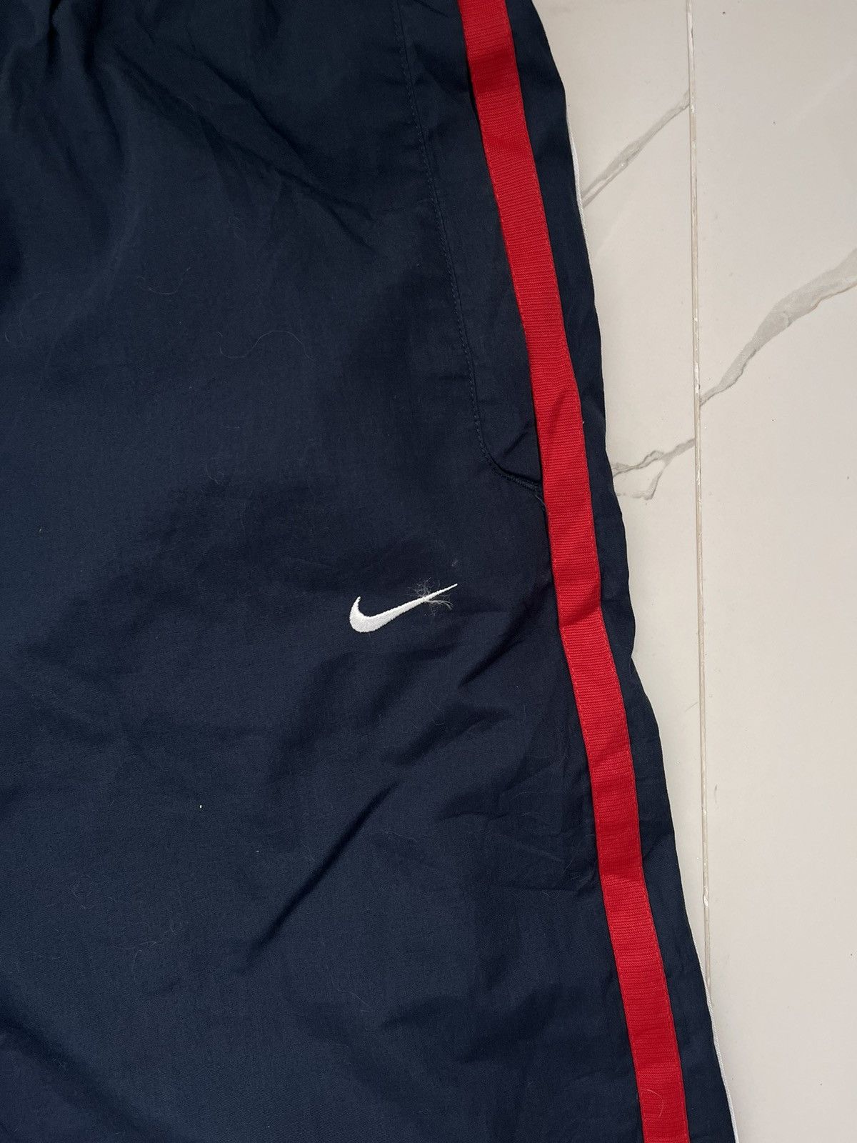 Nike 00’s NIKE VINTAGE BAGGY SWOOSH LOGO RARE Y2K TRACK PANTS Size US 36 / EU 52 - 2 Thumbnail