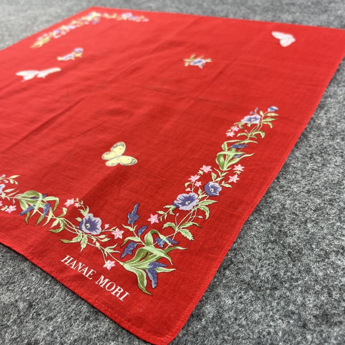 Hanae Mori × Japanese Brand Hanae Mori Bandana / Handkerchief / Neckerchief B378 Size ONE SIZE - 4 Thumbnail