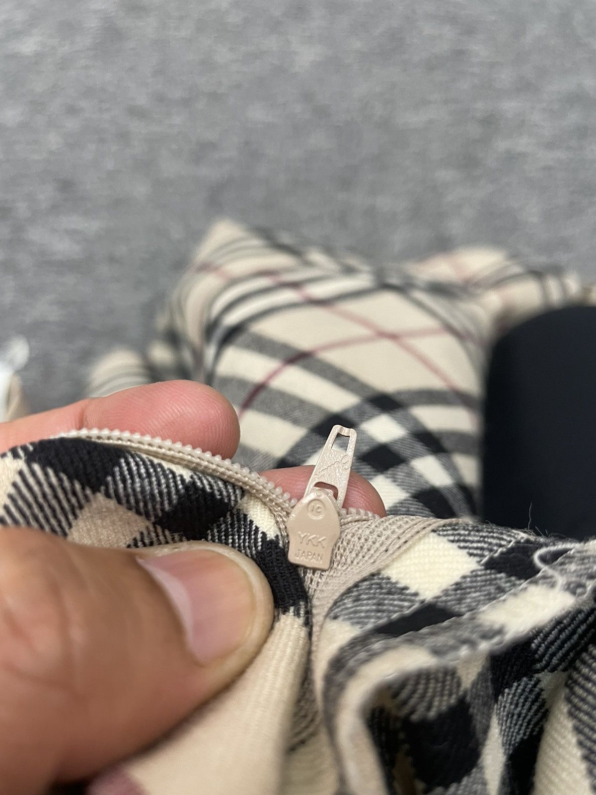 Burberry Vintage Burberry Nova Check Pant Waist 28 Size US 28 / EU 44 - 7 Thumbnail