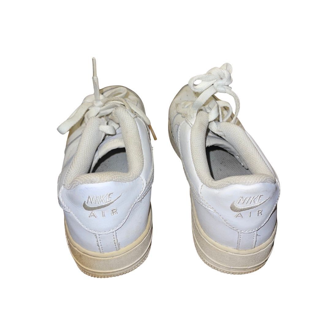 Nike Air Force 1 Low Top Sneakers Youth Shoes Triple White Size 7 Size US 7 / IT 37 - 3 Thumbnail