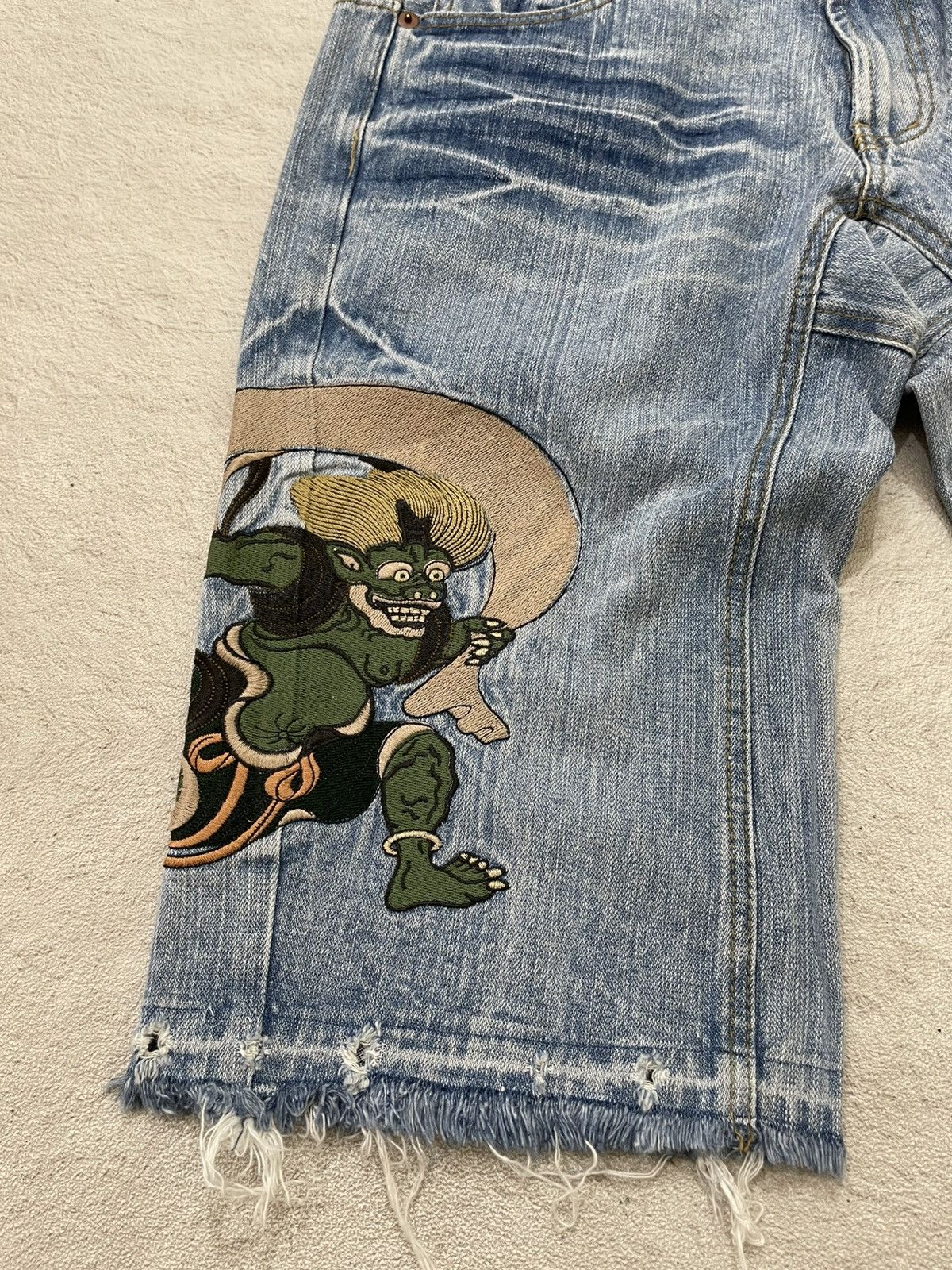 Japanese Brand Kara Kuri Japanes Embroidered Denim Y2K Oni Raijin Patchwork Size US 33 - 2 Thumbnail