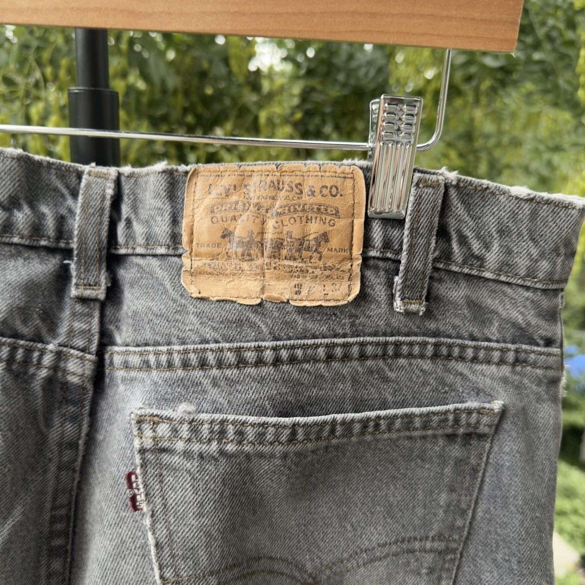 Levi's 90s Levi's 505 Black Jeans Distressed ERD Grunge Chrome Size US 36 / EU 52 - 7 Thumbnail