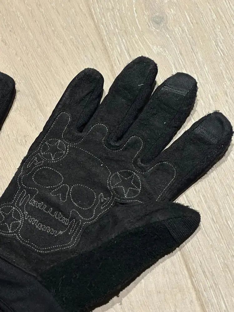 Number (N)ine Number Nine 02AW Skull Patches Suede Gloves Size ONE SIZE - 4 Thumbnail