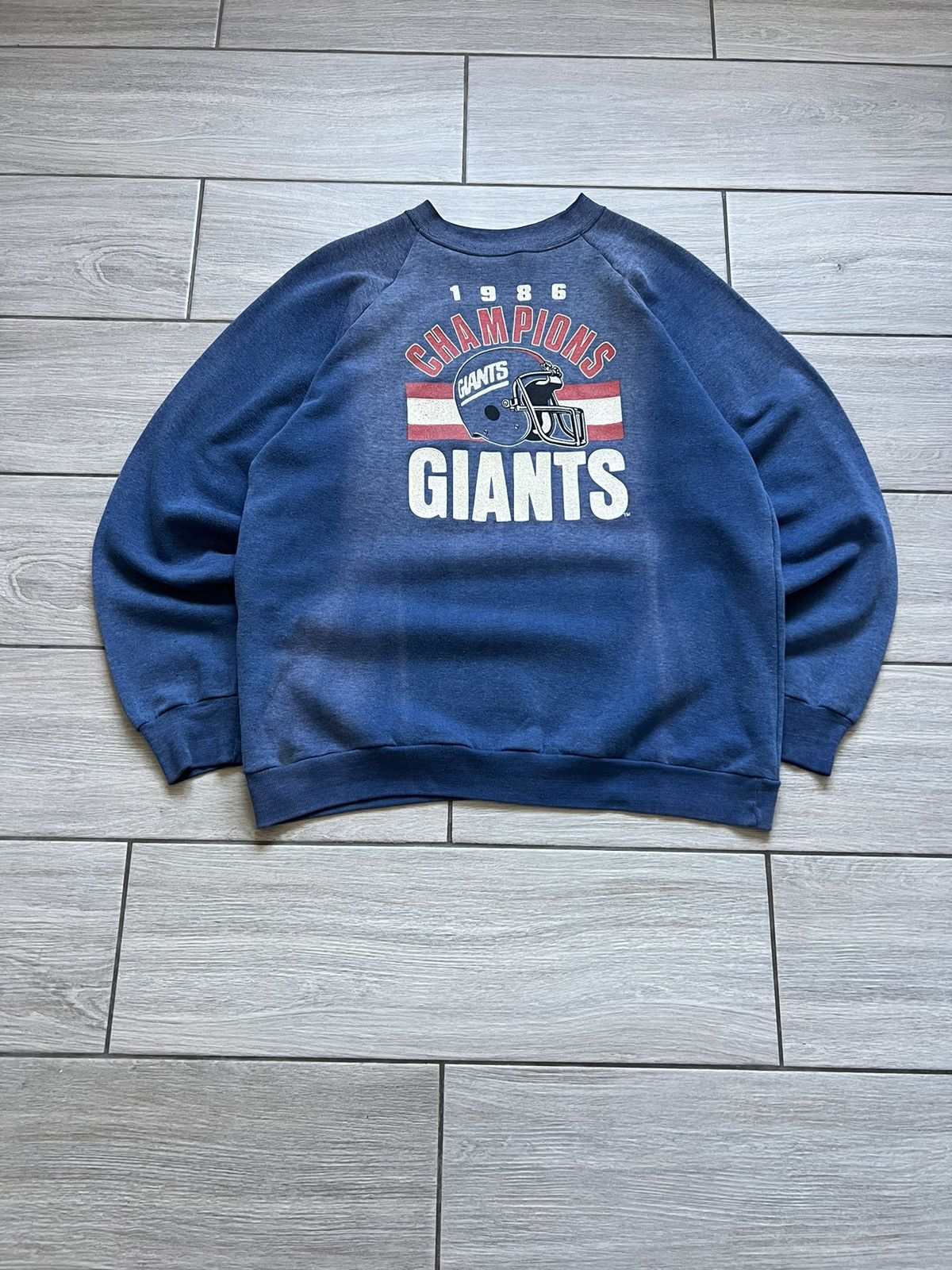 NFL Vintage 1986 Faded New York Giants NFL Super Sweatshirt Size US M / EU 48-50 / 2 - 1 Thumbnail