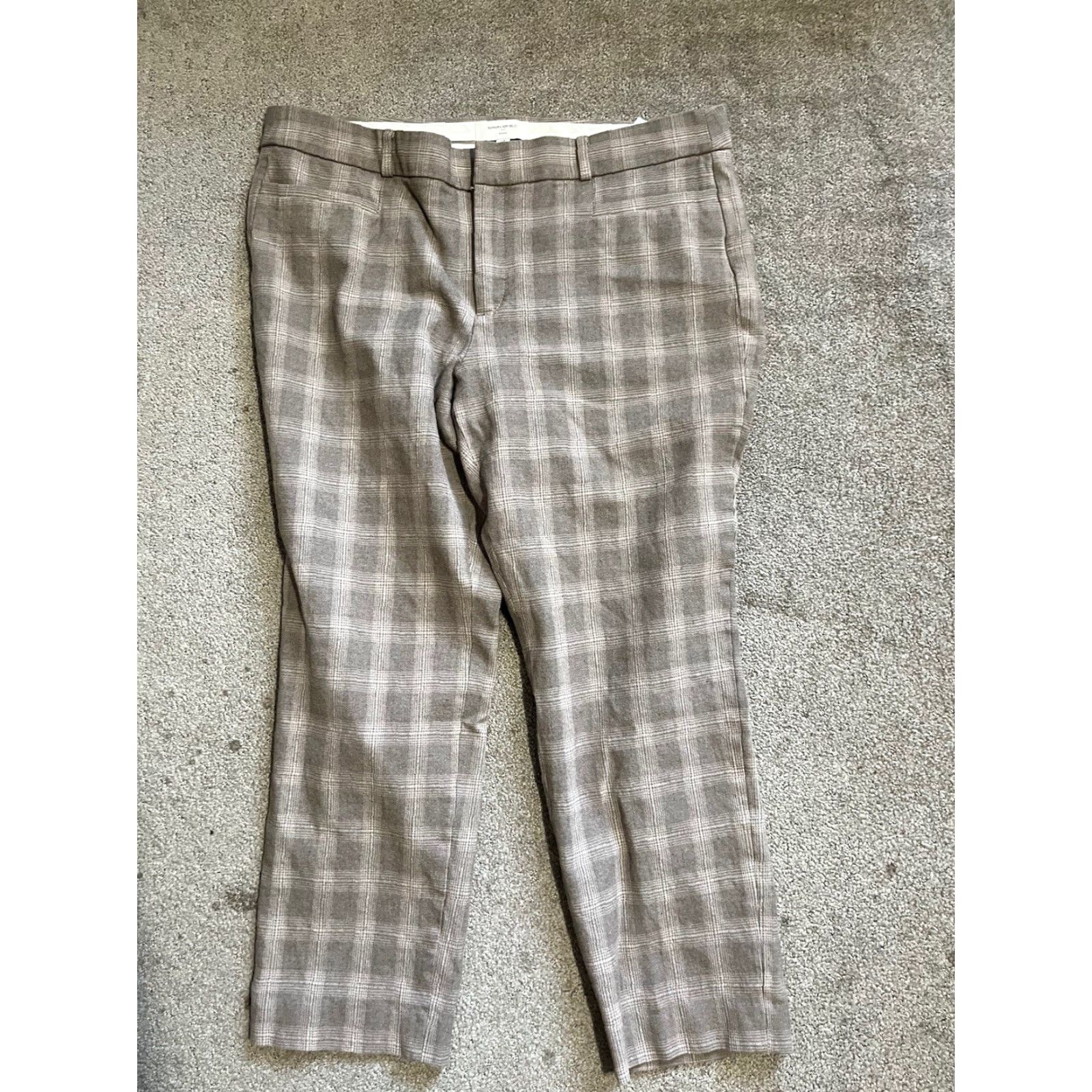 Banana Republic Banana Republic Sloan Fit Plaid Gray Ankle Pants Size 14 Women's Cropped Slim Inseam 25 in Black Size 32" / US 10 / IT 46 - 2 Thumbnail