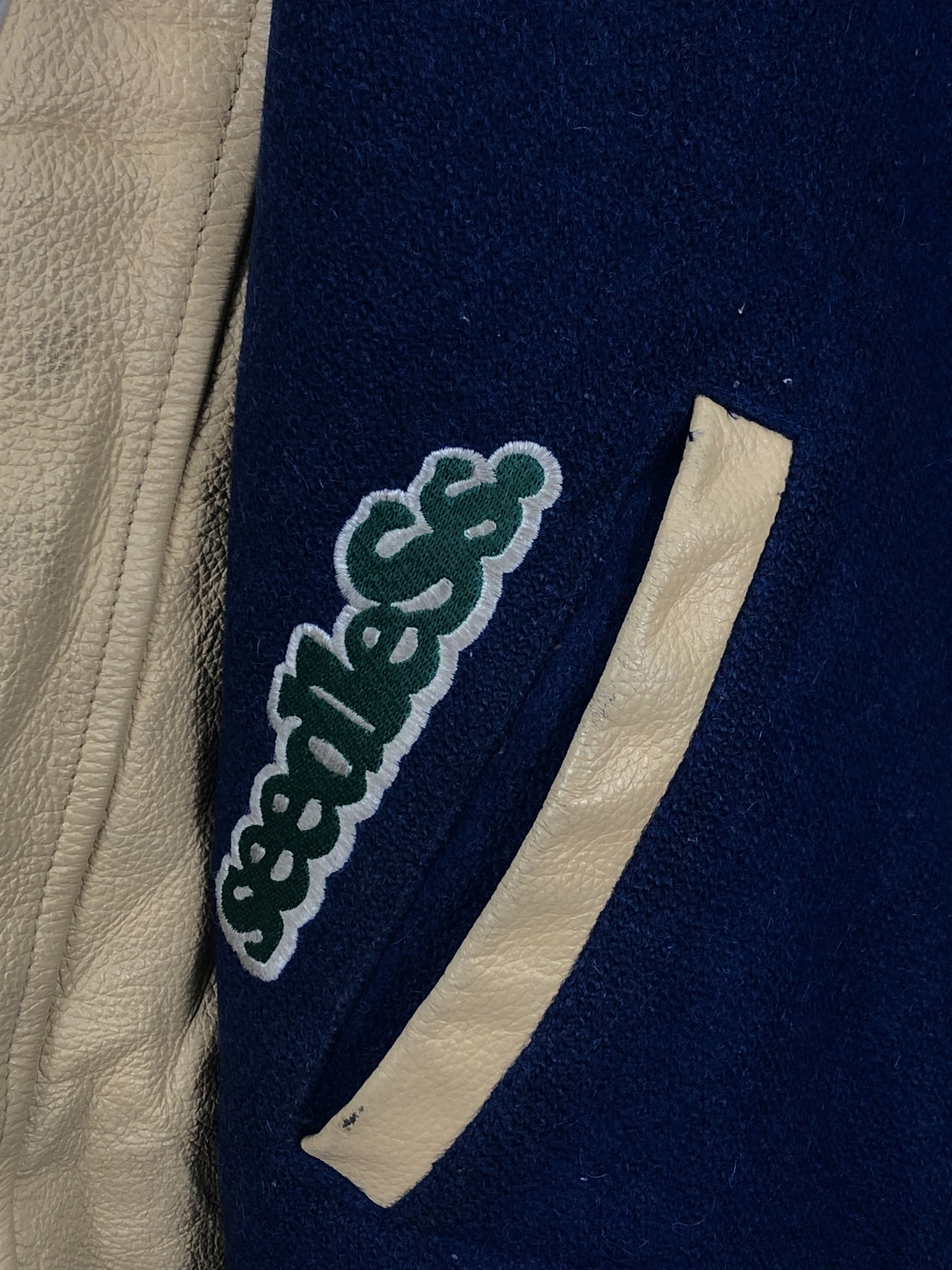 Japanese Brand Vintage 90s Seedless Leather Sleeve Varsity Jacket V0375 Size US M / EU 48-50 / 2 - 10 Thumbnail