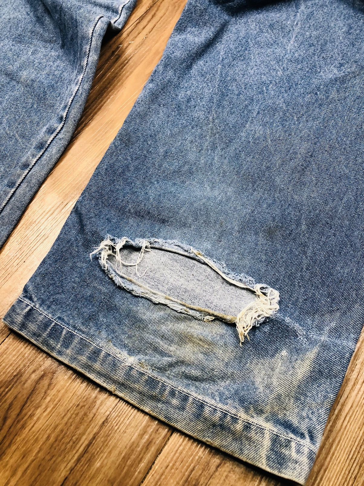 Fubu Fubu Denim Distresses Jeans (21) Size US 35 - 25 Thumbnail