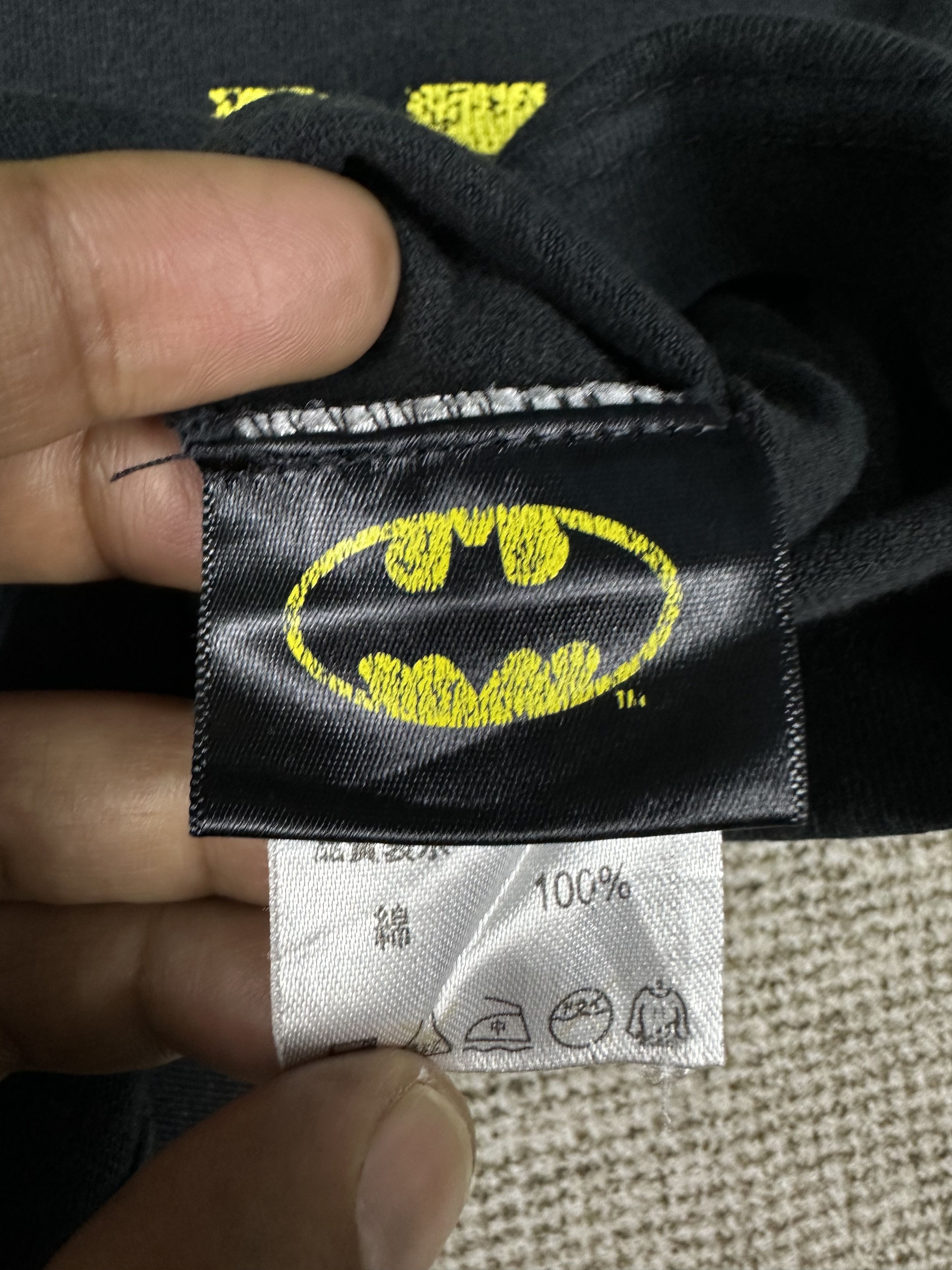 DC Comics Batman Gotham City Dc Comics Tshirt A1057 Size US M / EU 48-50 / 2 - 8 Thumbnail