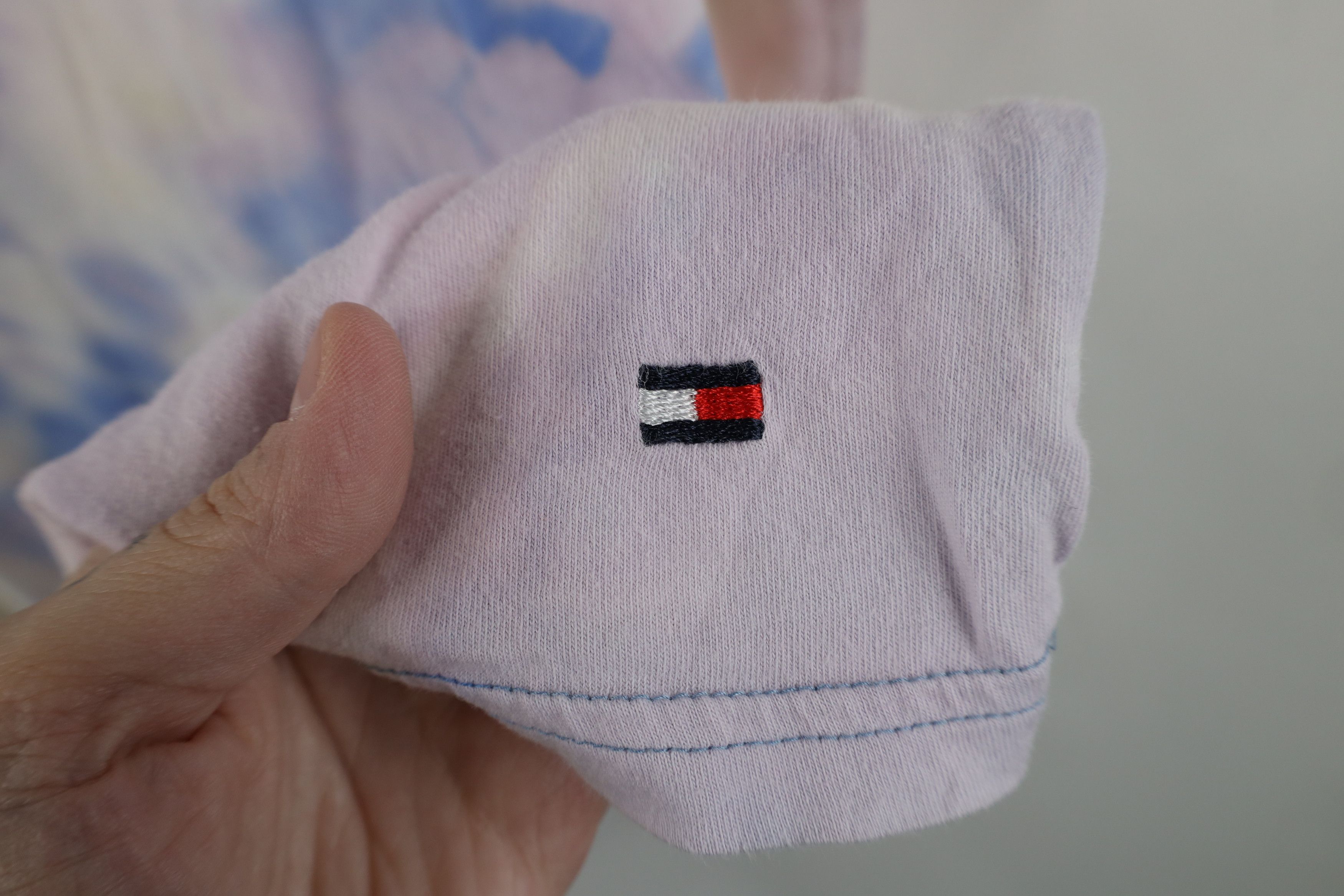Tommy Hilfiger × Vintage Vintage Y2K Tommy Hilfiger Wash Short Sleeve T-Shirt Cotton Size US L / EU 52-54 / 3 - 4 Thumbnail