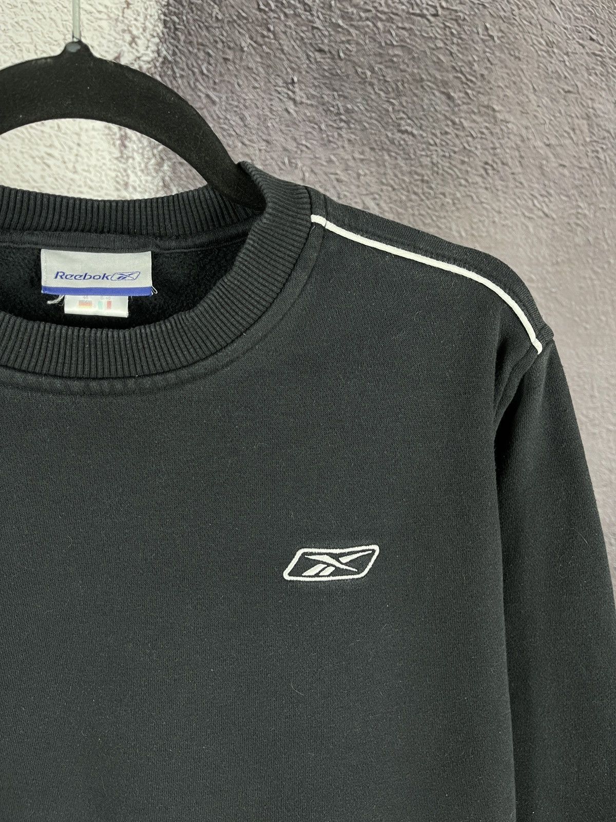 Reebok × Vintage Reebok vintage black basic small logo sweatshirt Size US XS / EU 42 / 0 - 4 Thumbnail