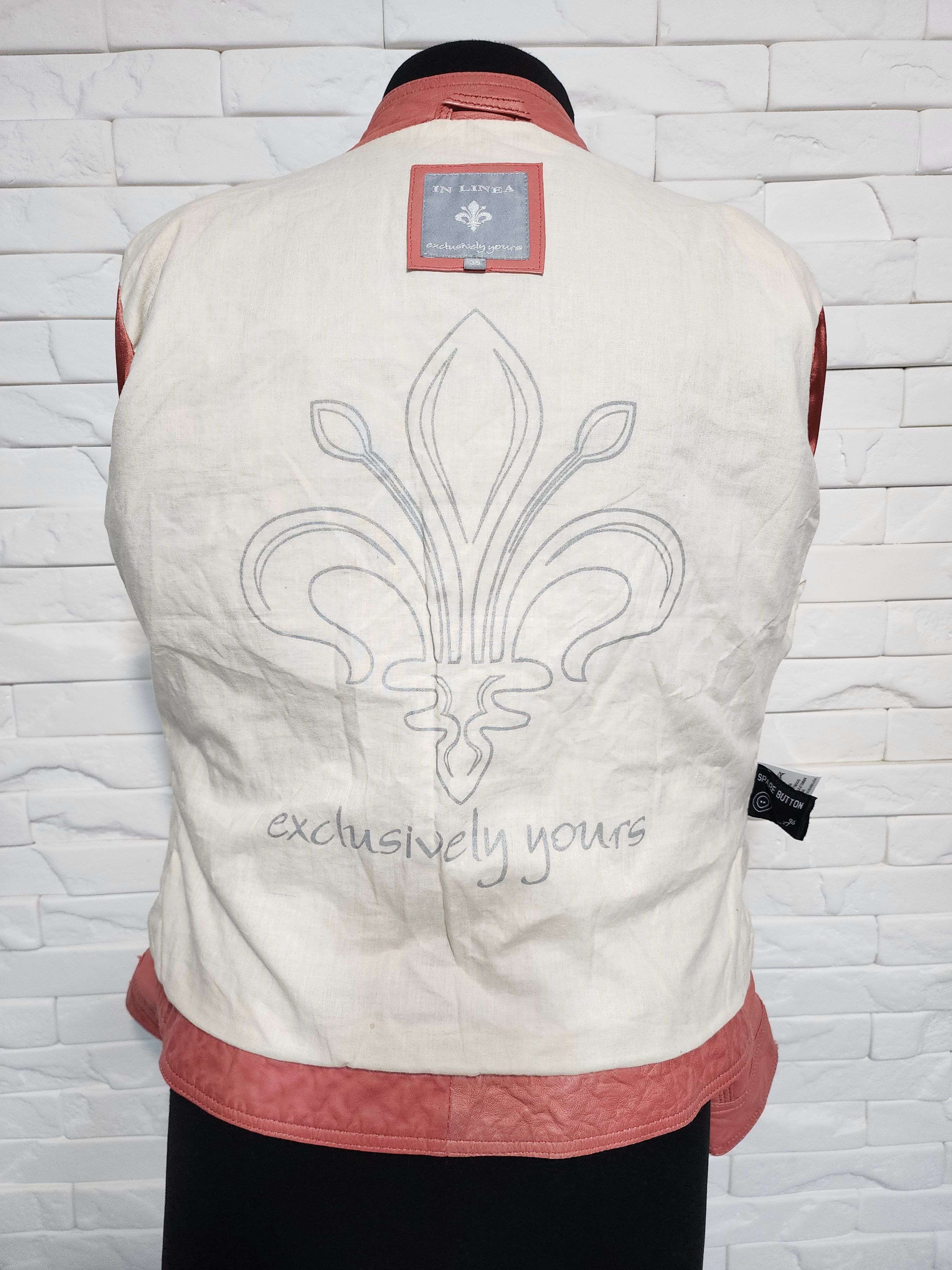 Designer Women's sporty leather jacket. Size M / US 6-8 / IT 42-44 - 6 Thumbnail