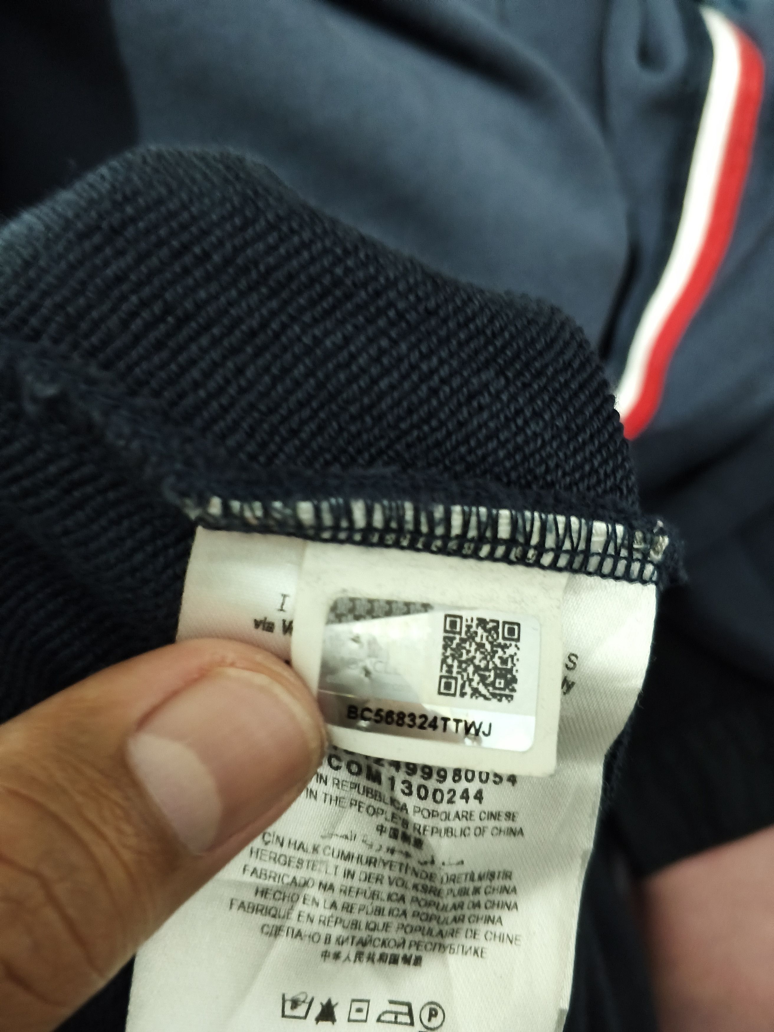 Moncler Moncler Maglia Cardigan Navy Gamme Blue Zip Hoodie Size US L / EU 52-54 / 3 - 14 Thumbnail