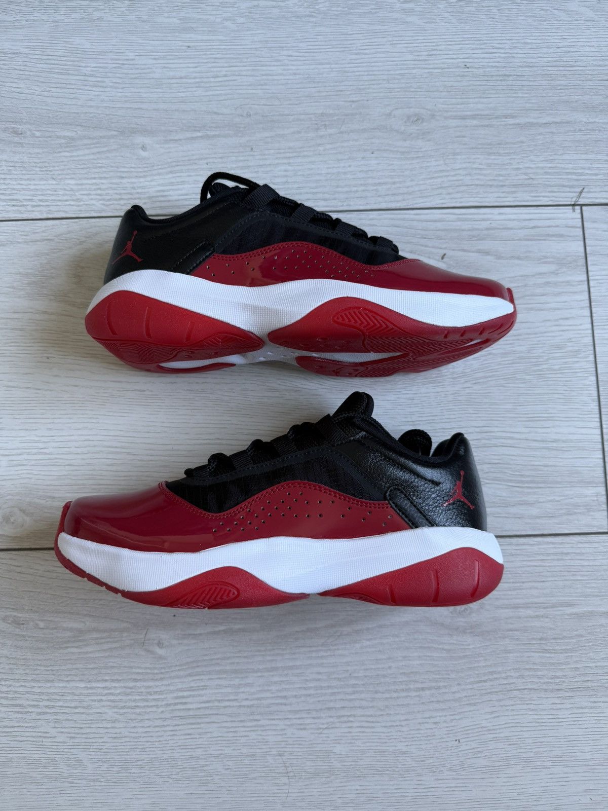 Jordan Brand Nike Air Jordan 11 CMFT Low Size US 7.5 / IT 37.5 - 2 Thumbnail