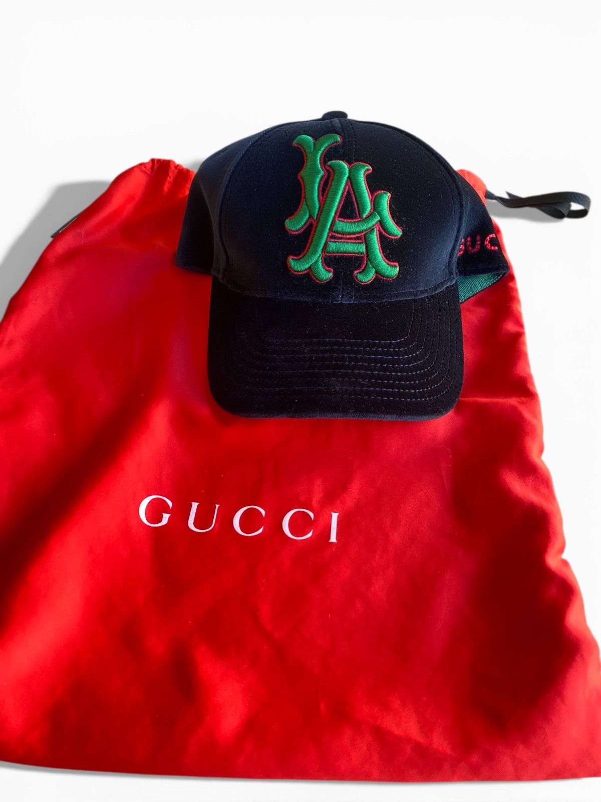 Gucci Gucci Velvet Baseball Cap Hat Size ONE SIZE - 1 Thumbnail