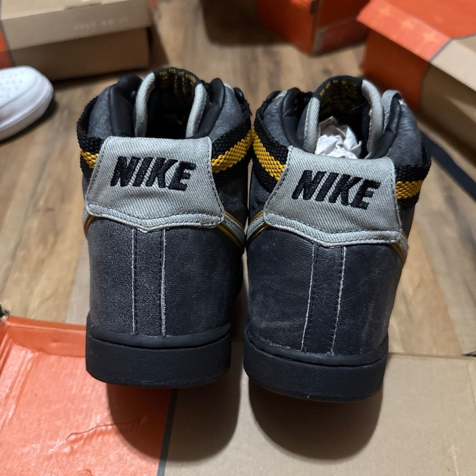 Nike 2004 Nike Vandal High LTD Supreme Vintage Euro Wash GoldLeaf Size US 11 / EU 44 - 5 Thumbnail