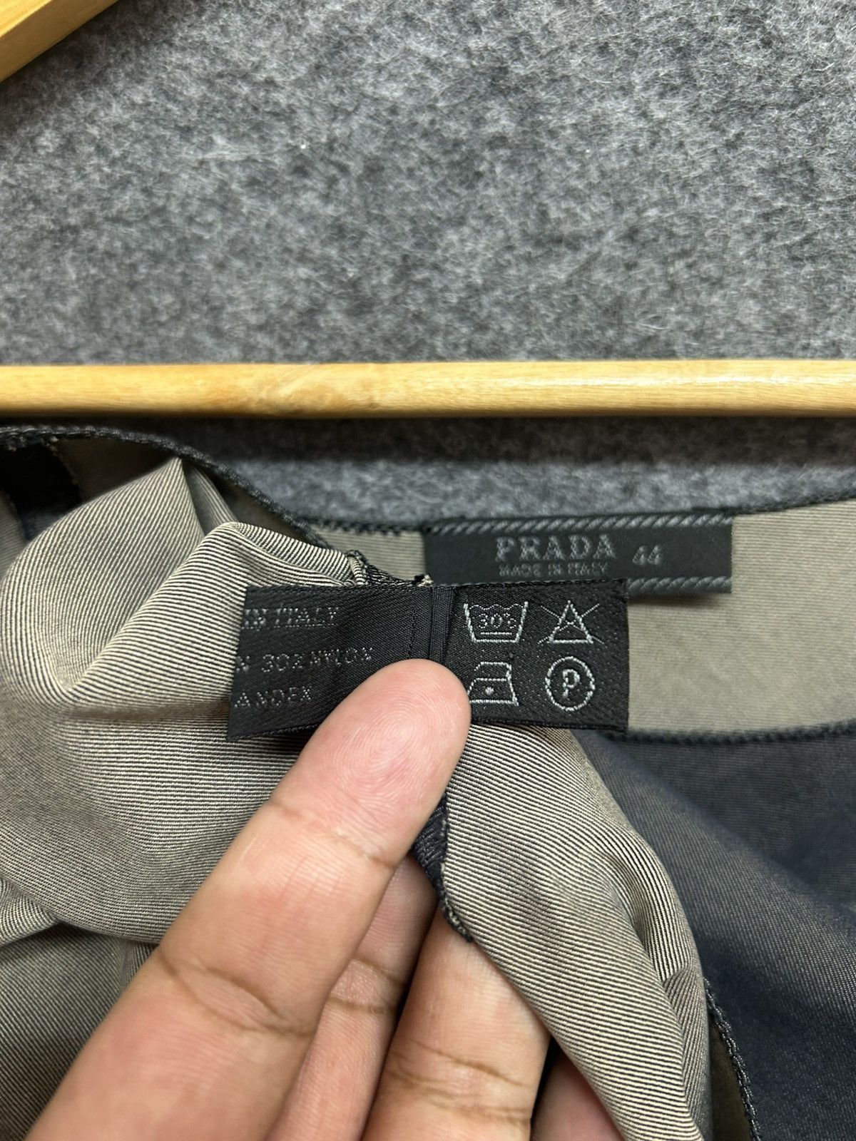 Prada Prada Blouse scoop neck Size M / US 6-8 / IT 42-44 - 4 Thumbnail