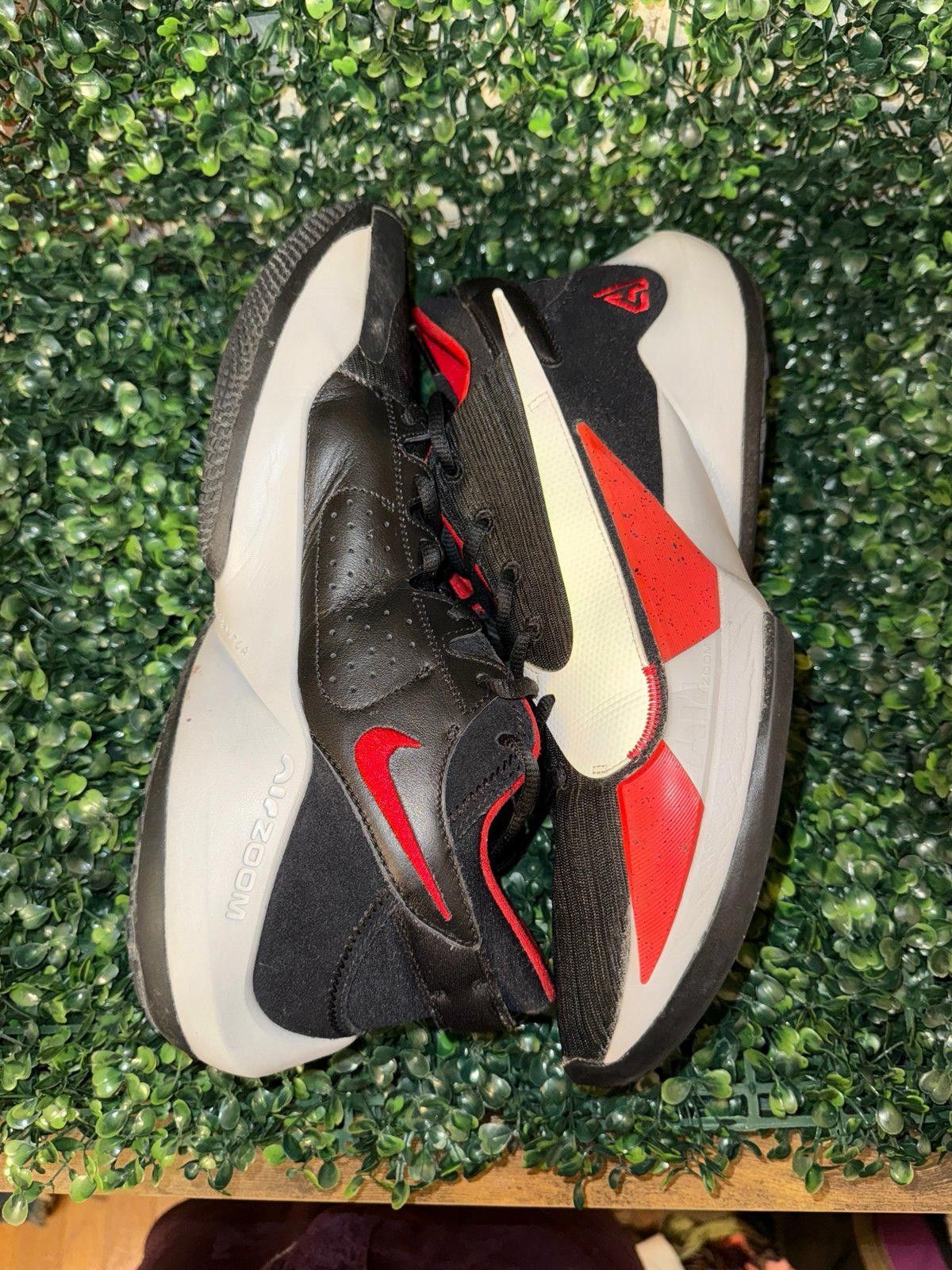 Nike Men's Nike Zoom Freak 2 Bred 2020 black red size 11.5 Size US 11.5 / EU 44-45 - 2 Thumbnail