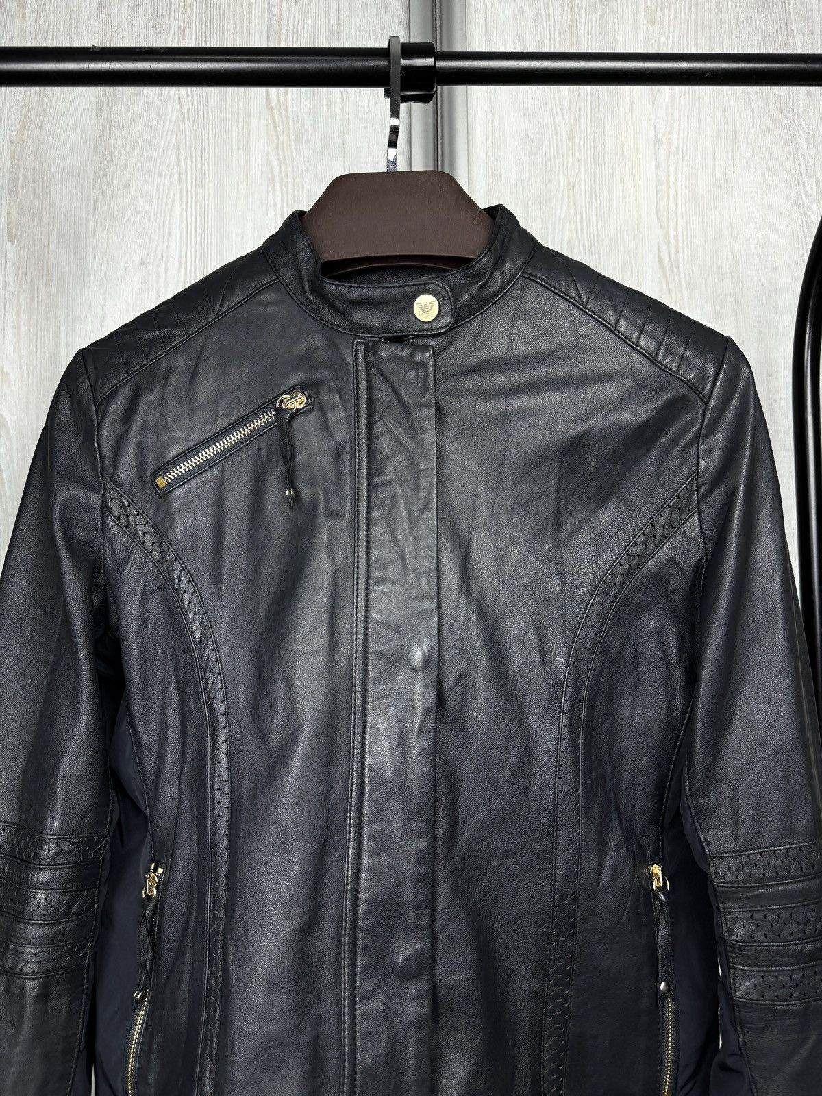 Armani VTG Armani Jeans Ovine Leather Women Motorcycle Biker Jacket Size M / US 6-8 / IT 42-44 - 3 Thumbnail