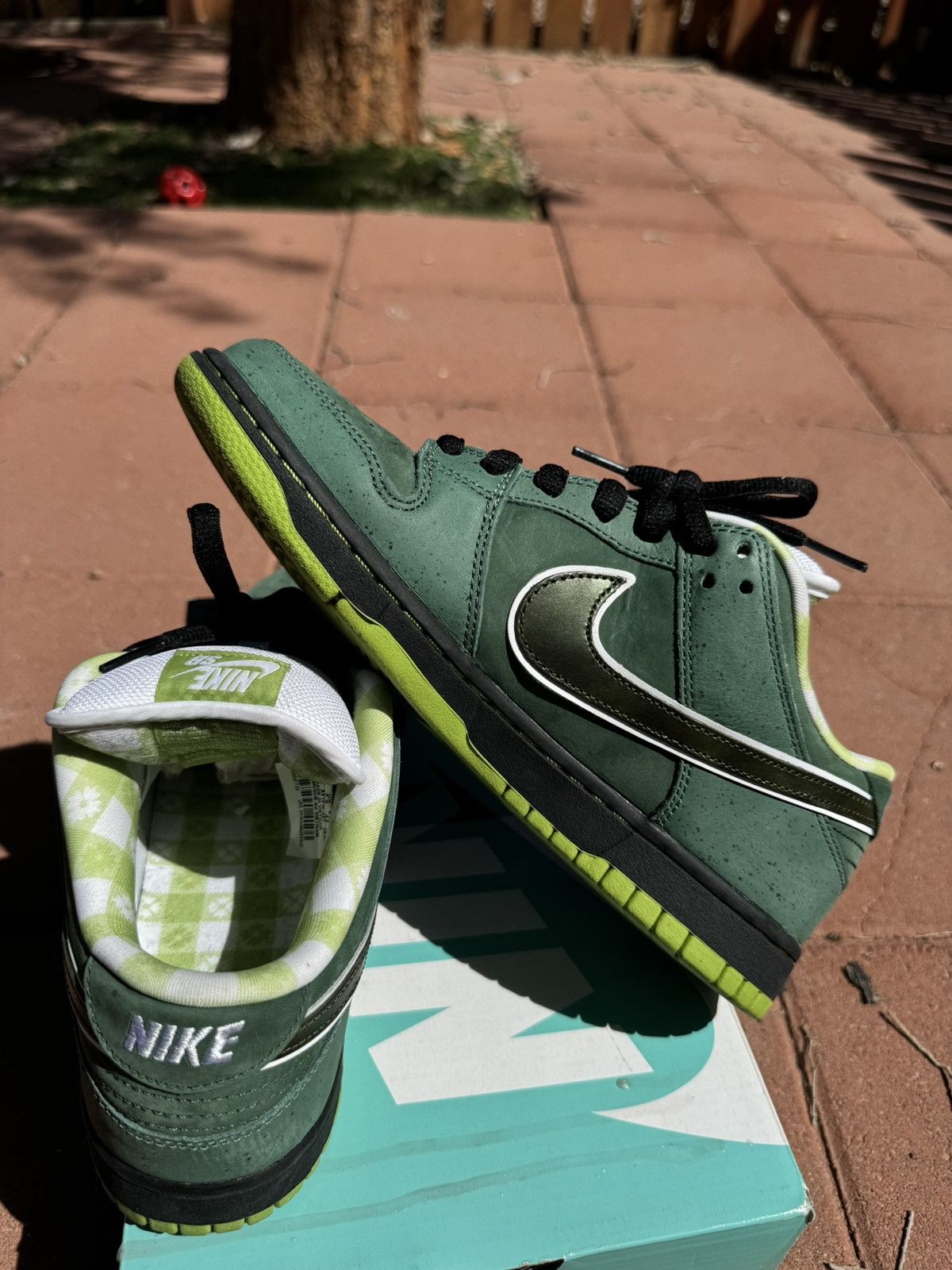 Nike Nike size 8.5 Green lobster dunk sb low Size US 8.5 / EU 41-42 - 5 Thumbnail
